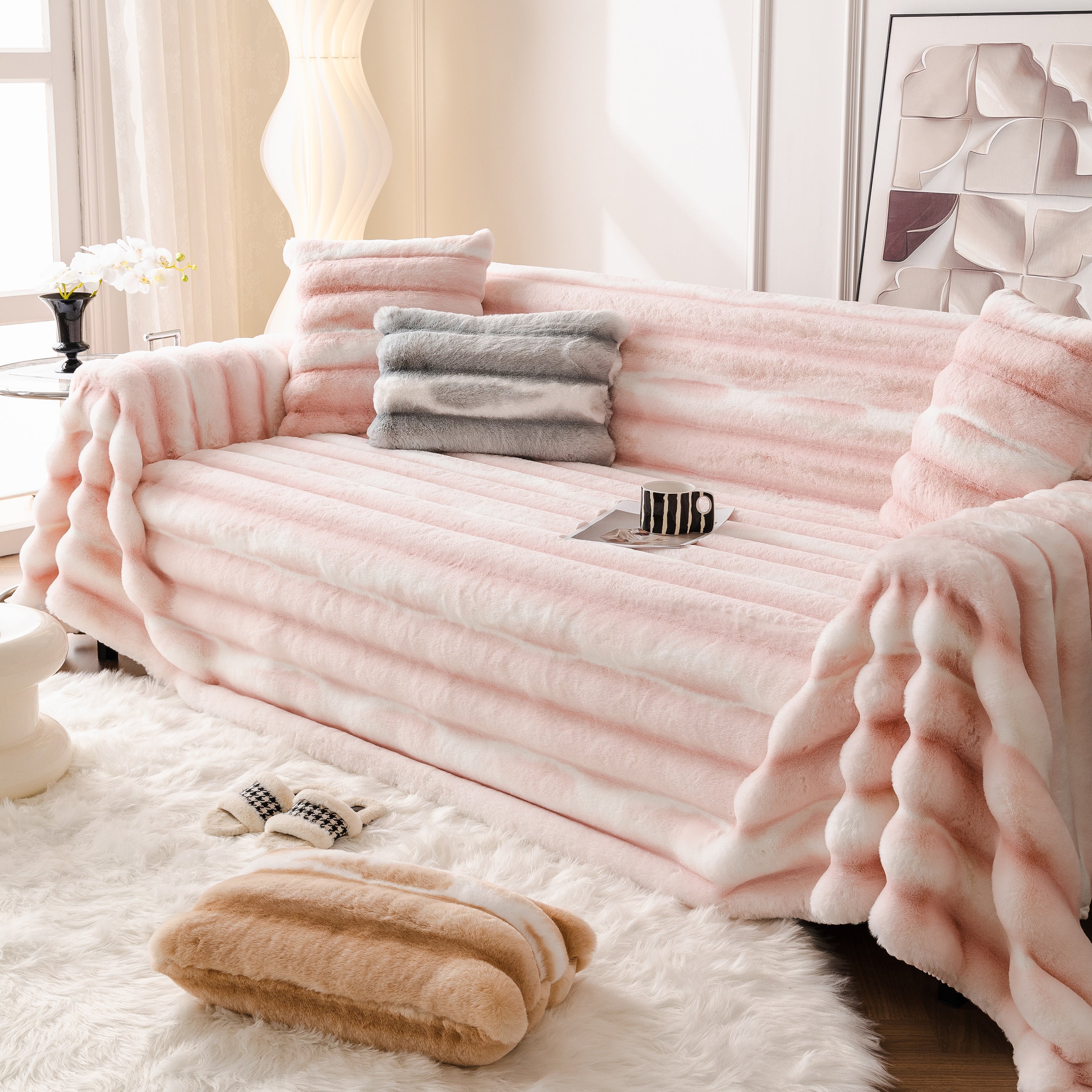 Ultra Soft Faux Fur Couch Cover – Large, Fluffy, and Elegant Sofa Throw Blanket