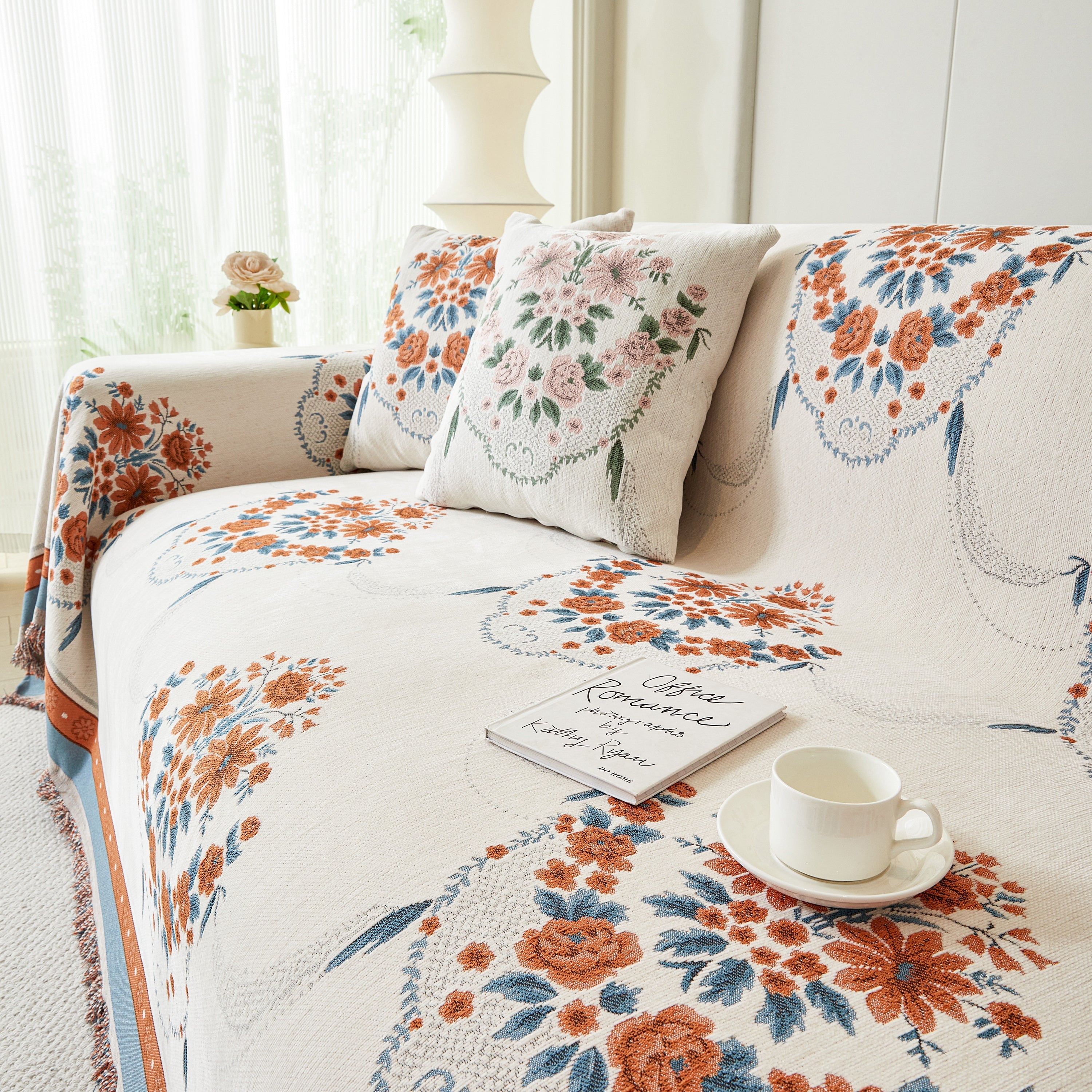 Charming French Country Floral Basket Sofa Throw Cover Rustic Farmhouse-Style Couch Cover Blankets