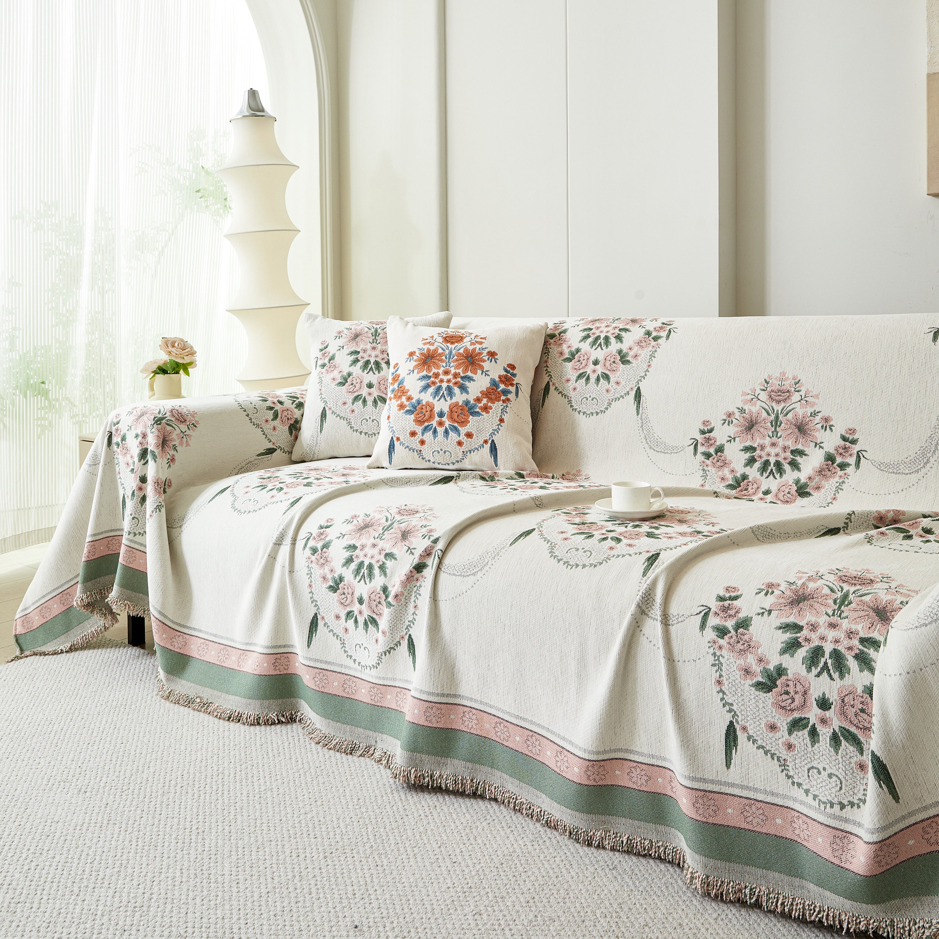 Charming French Country Floral Basket Sofa Throw Cover Rustic Farmhouse-Style Couch Cover Blankets