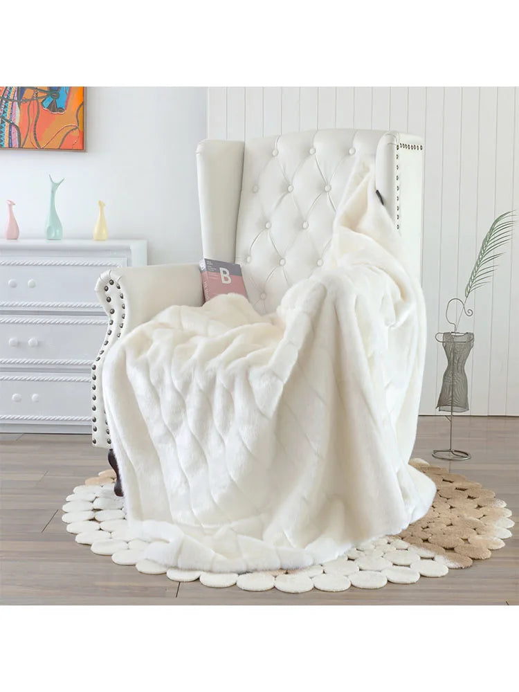 42836314554461|42836314587229