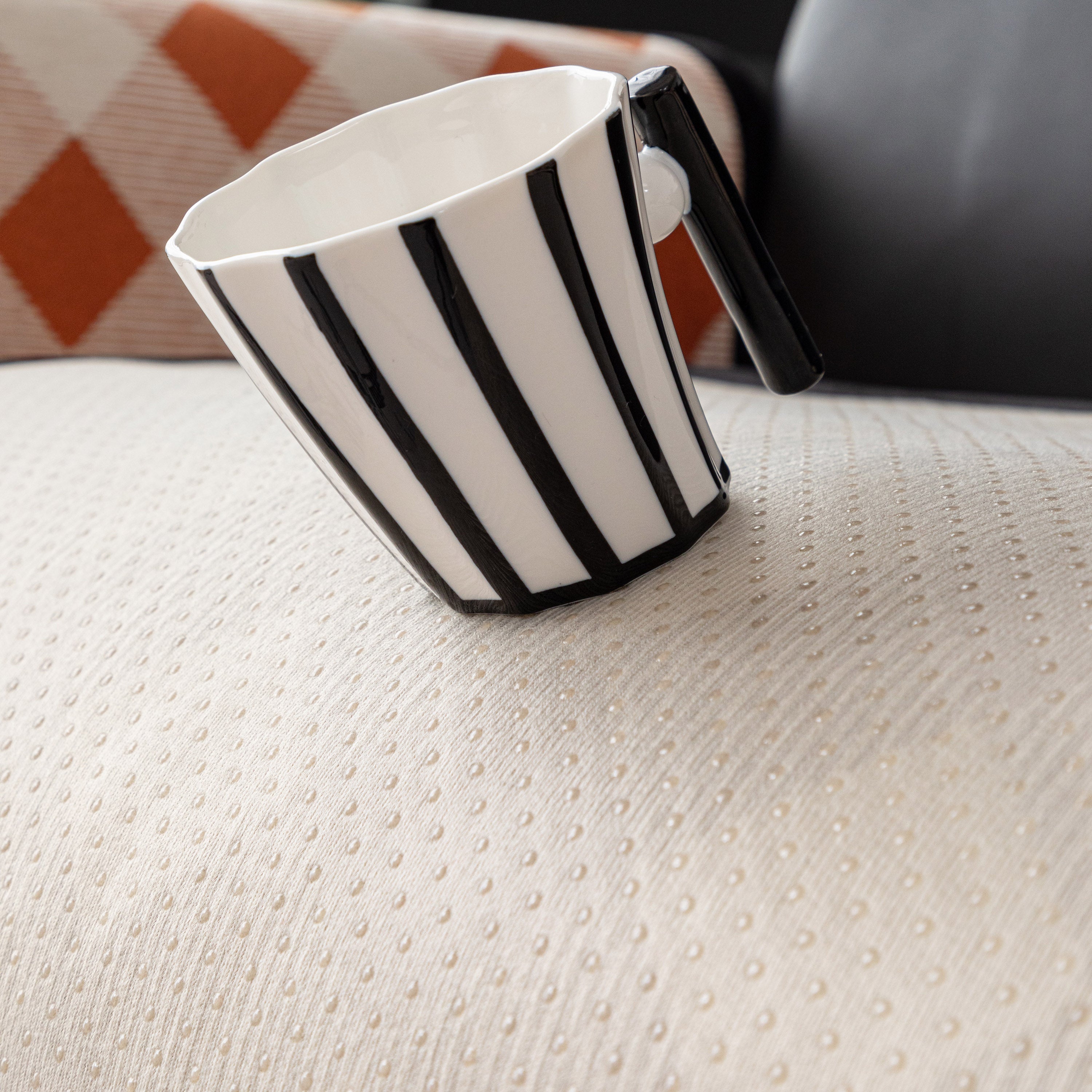 Non-Slip Chenille Sofa Slipcover Modern Geometric Sofa Protector Fits Most Sofas