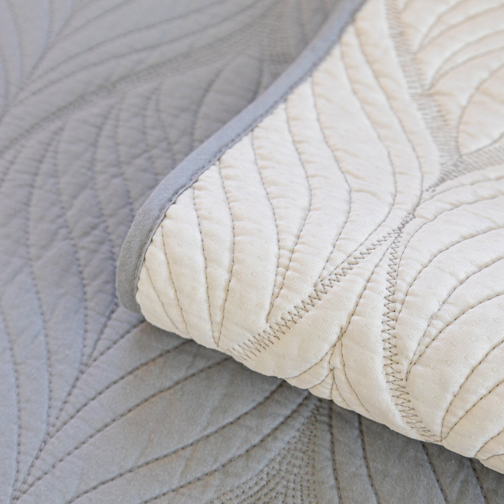 Leaf Vein Textured Cotton Quilted Sofa Slipcover, Non-Slip Modular Couch Covers