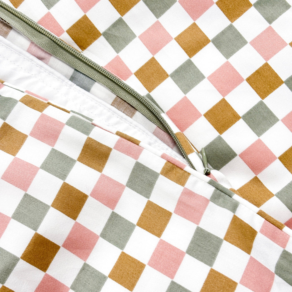 SHNUGGLE Bedding Set Colorful Checker