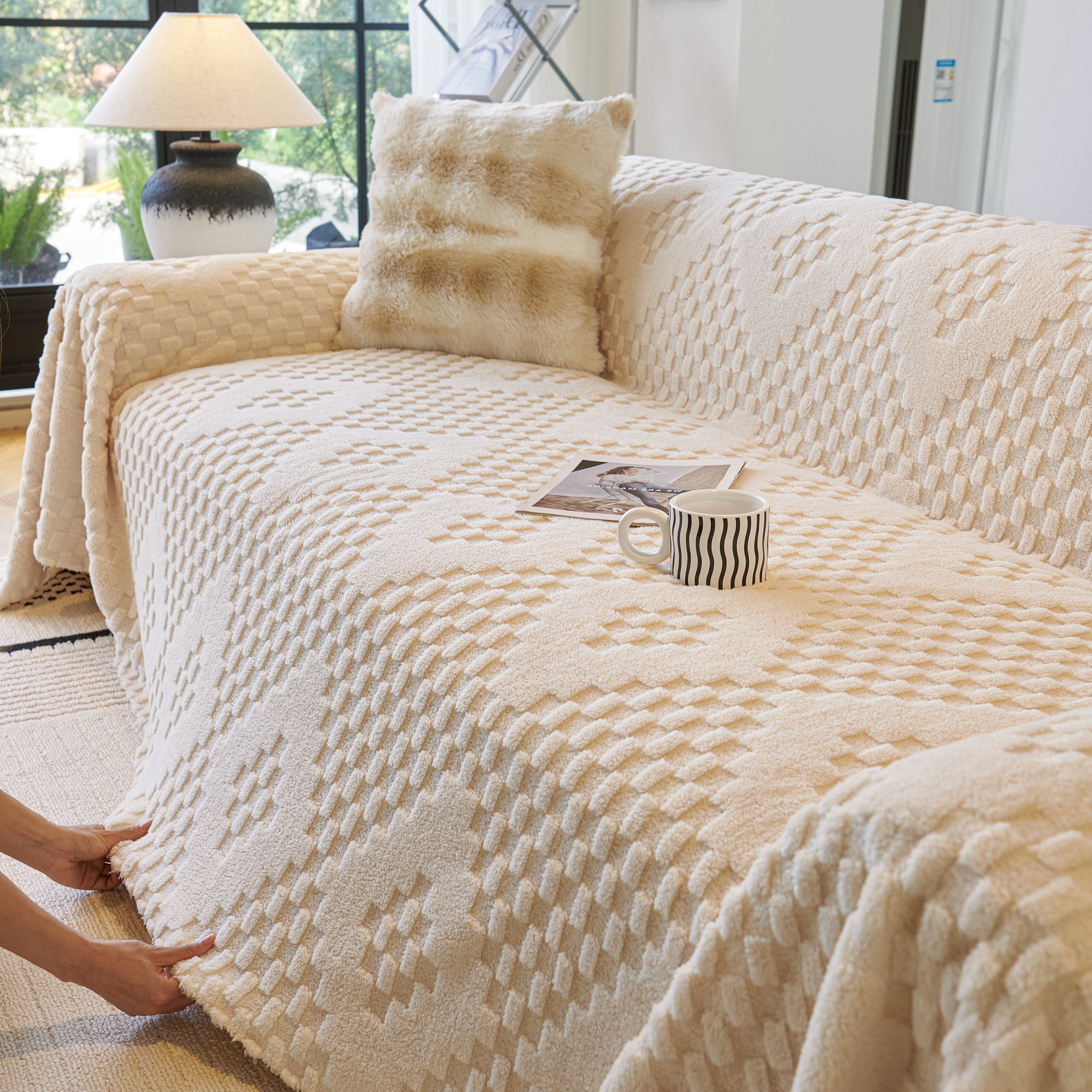Thickened 3D Plush Premium Living Spaces Couch Covers Soft and Warm Couch Protector Blanket