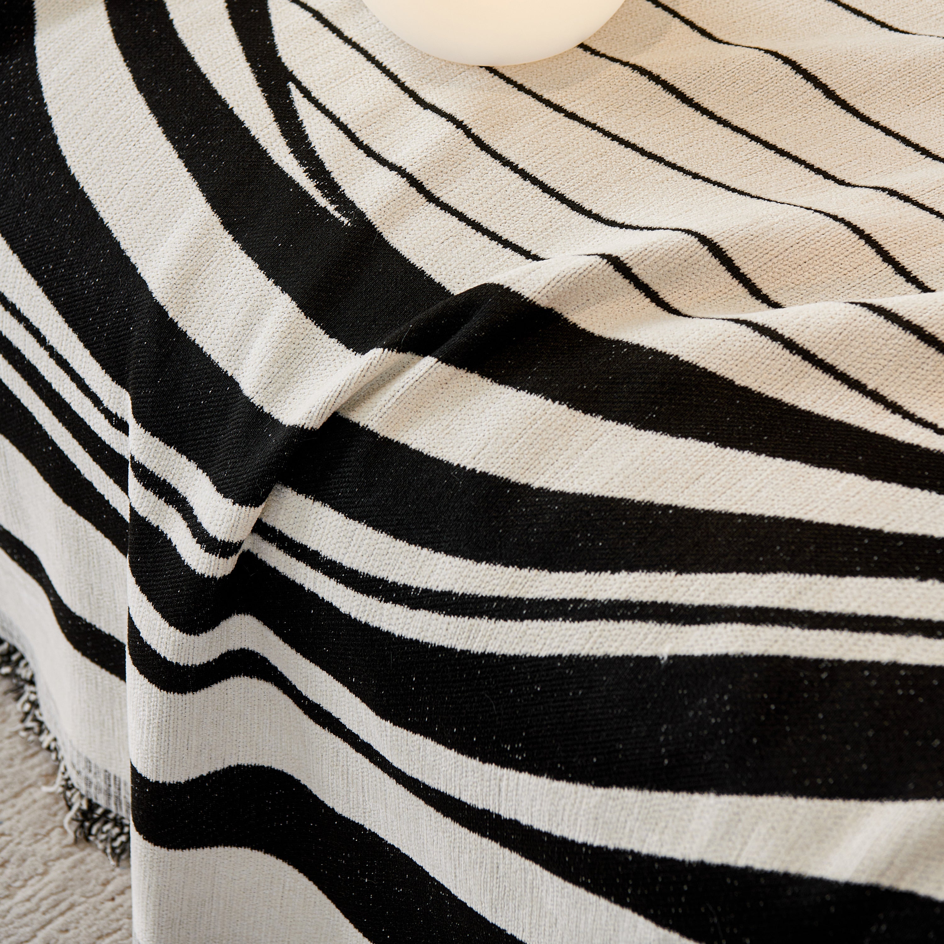 Soft Cozy Curved Throw Blankets for Couch, Sofa, Bed, Travel, Decorative Blankets for Women, Men, Kids Gift