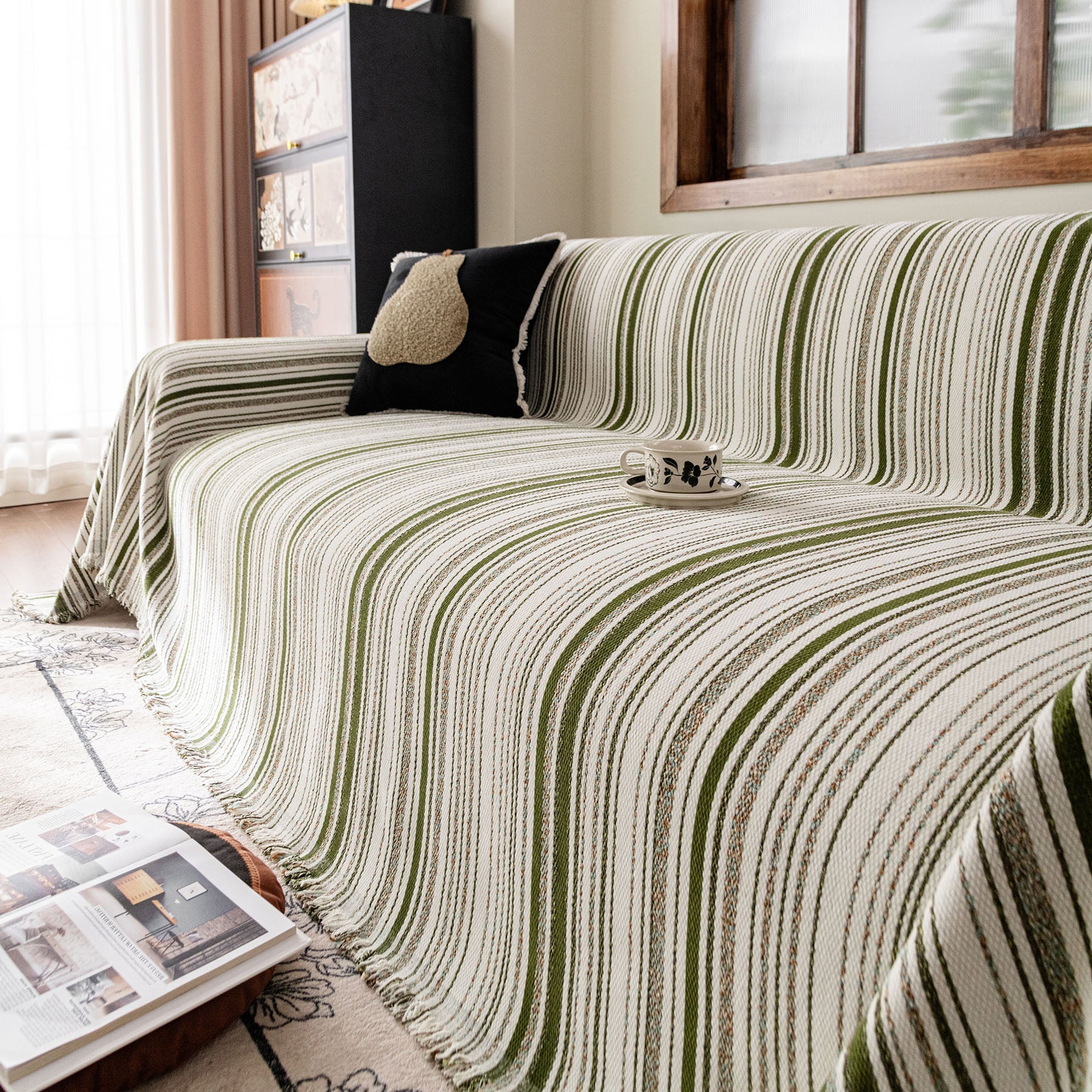 Luxury Cozy Chenille Sofa Cover Throw, Elegant Striped Soft Textured Couch Blanket