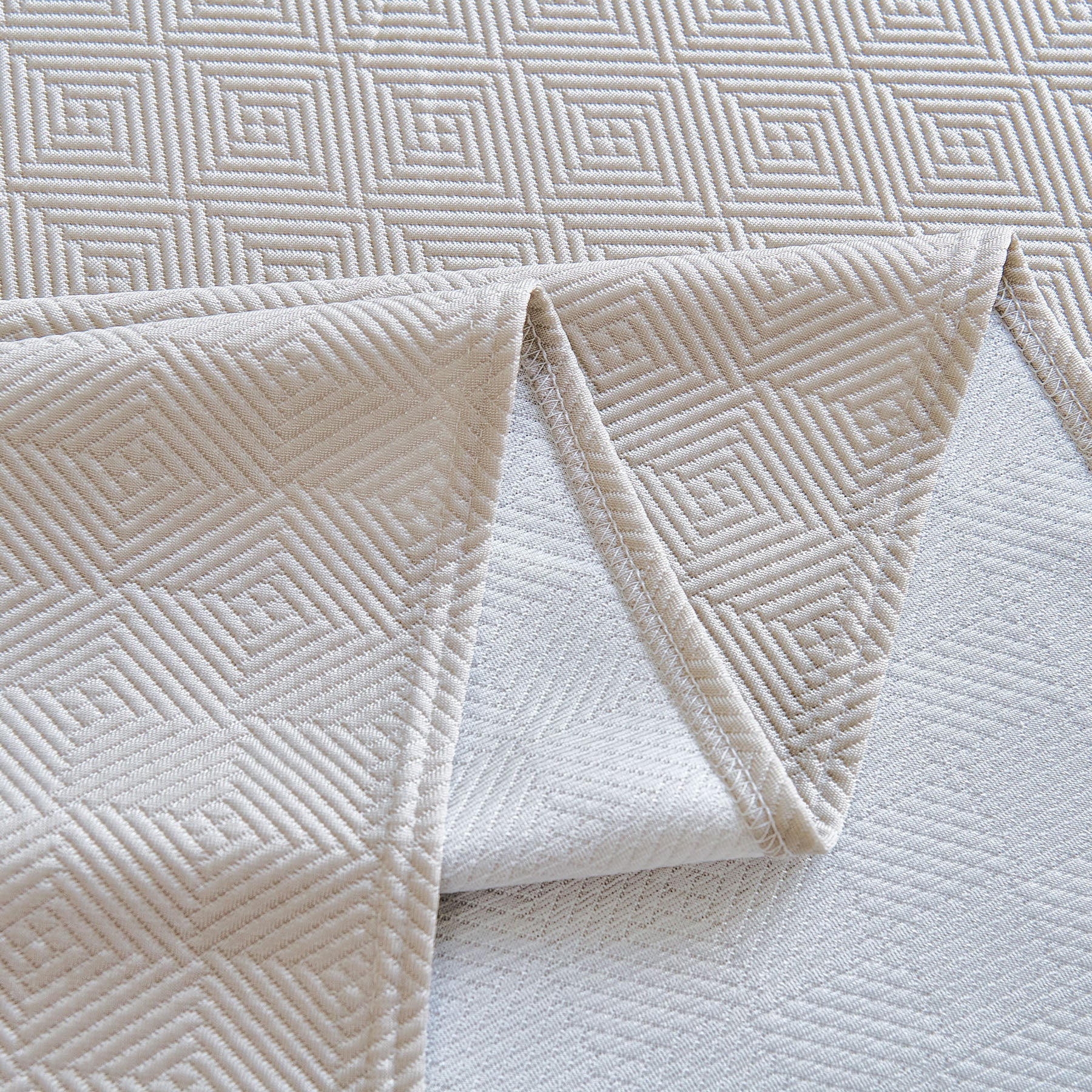 Cooling Ice Silk Soft Sofa Cover Blanket, Woven Geometric Textured Modern Couch Cover