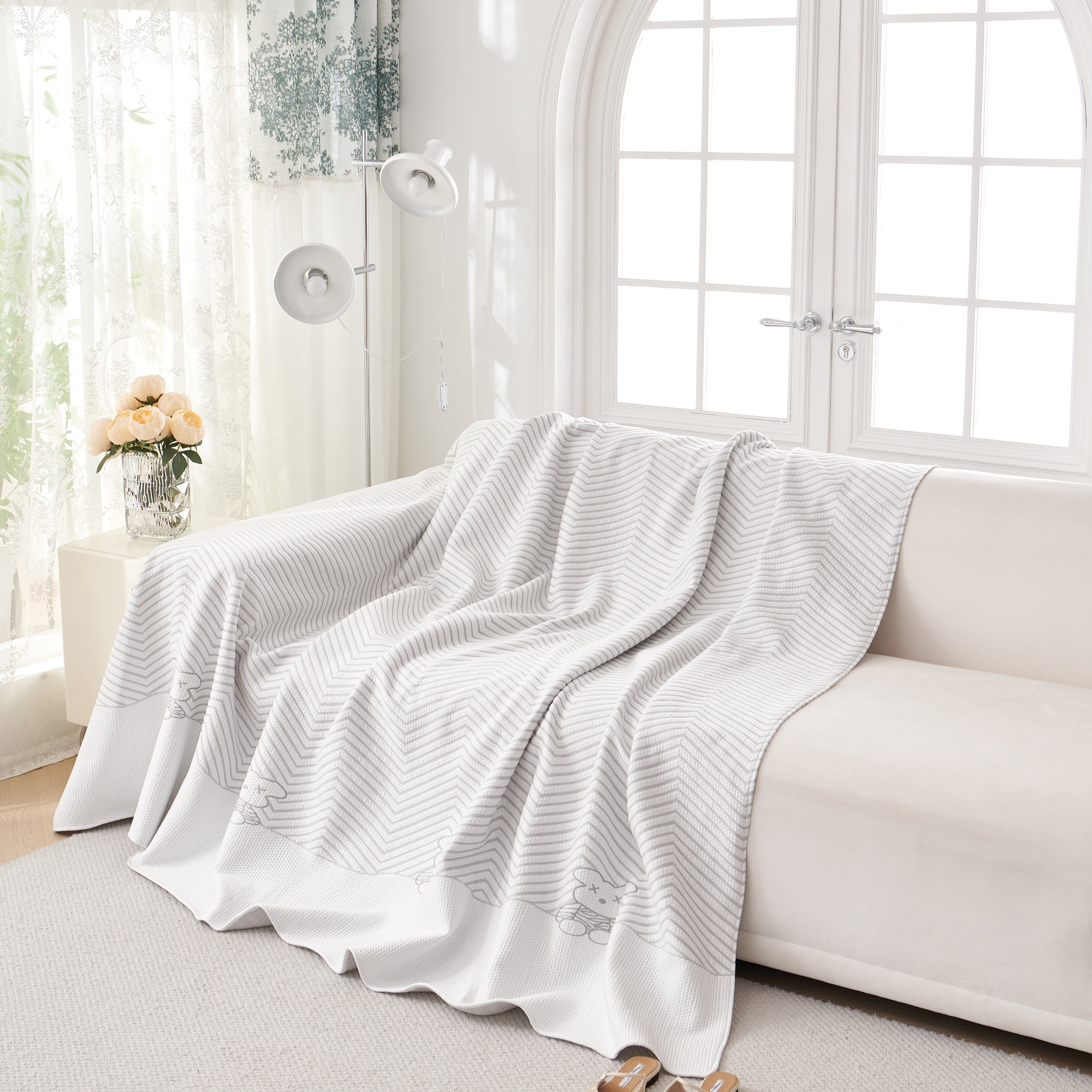 Cool Summer Blanket for Couches Soft Comfy Lightweight Cooling Sofa Blankets Cover