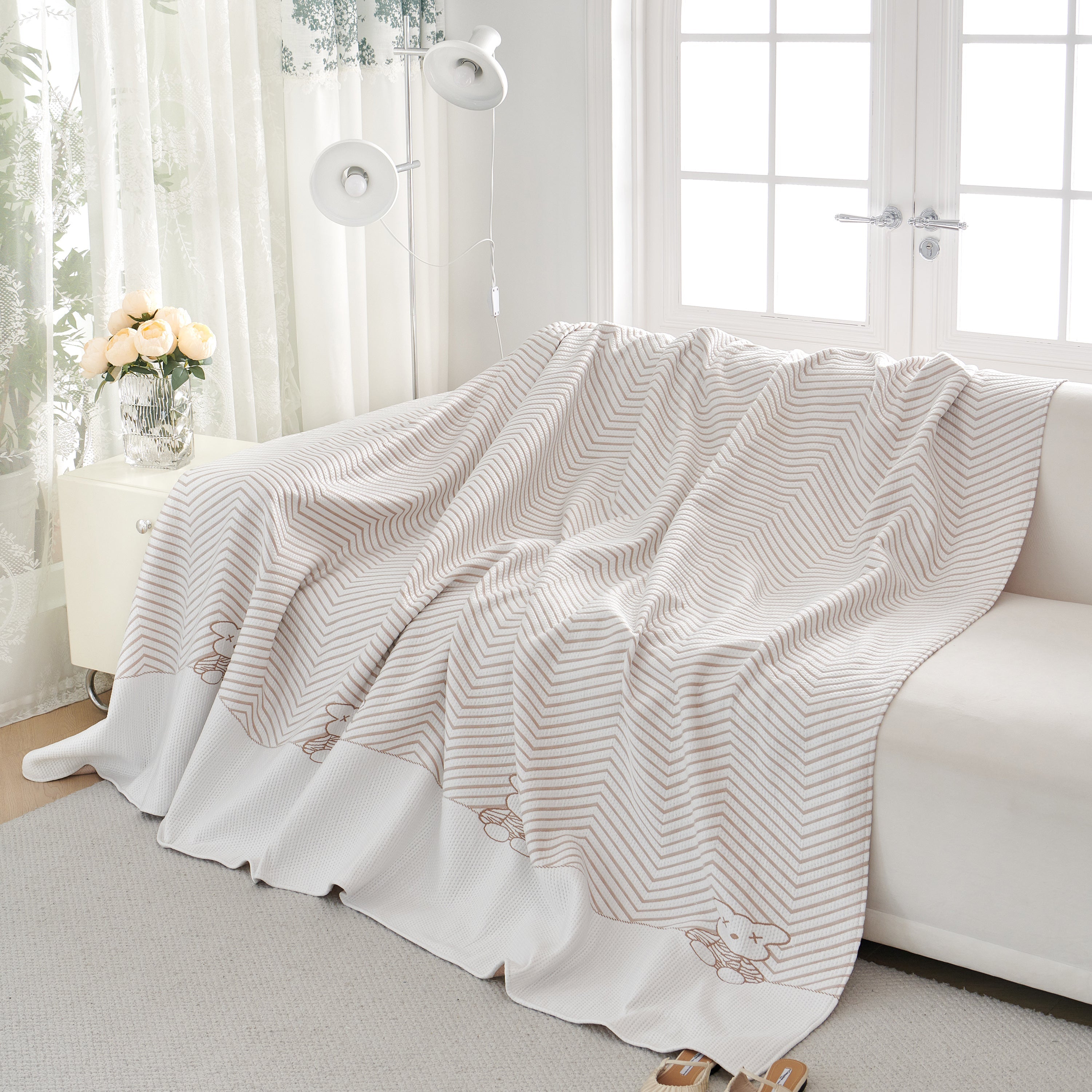 Cool Summer Blanket for Couches Soft Comfy Lightweight Cooling Sofa Blankets Cover