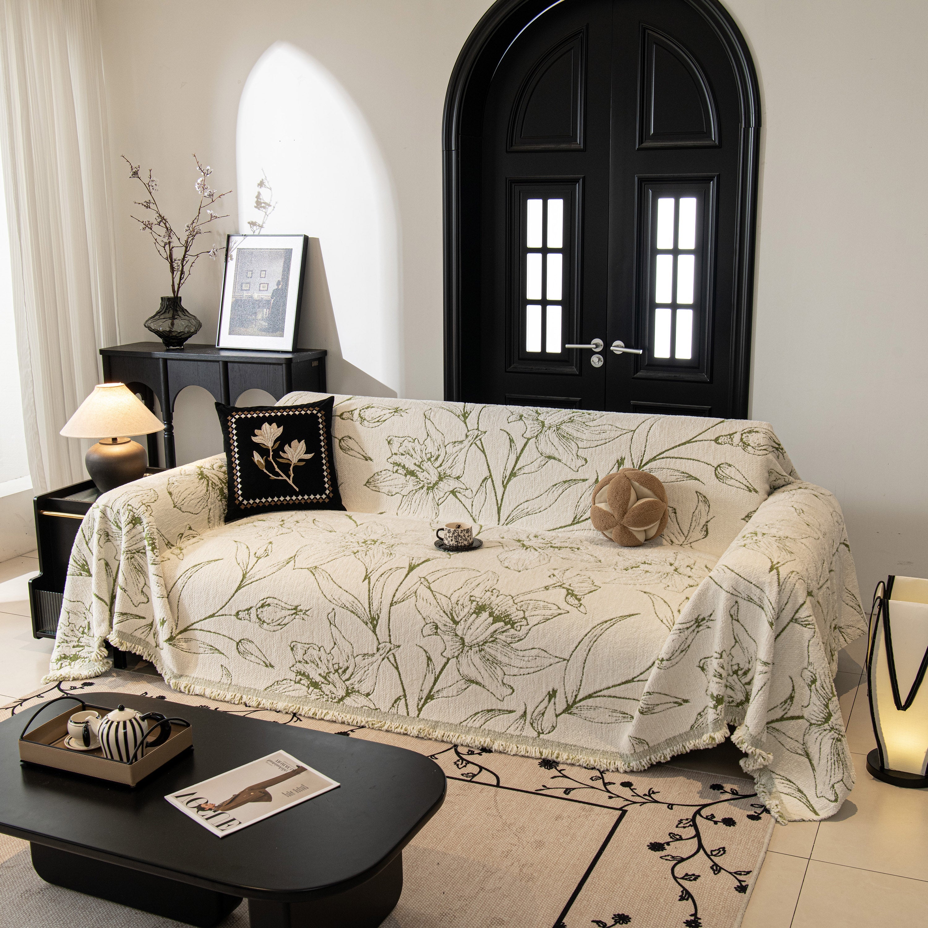 Large Floral Sofa Cover Throw Blanket, Plush Jacquard Non-Shedding Couch Cover for Pets