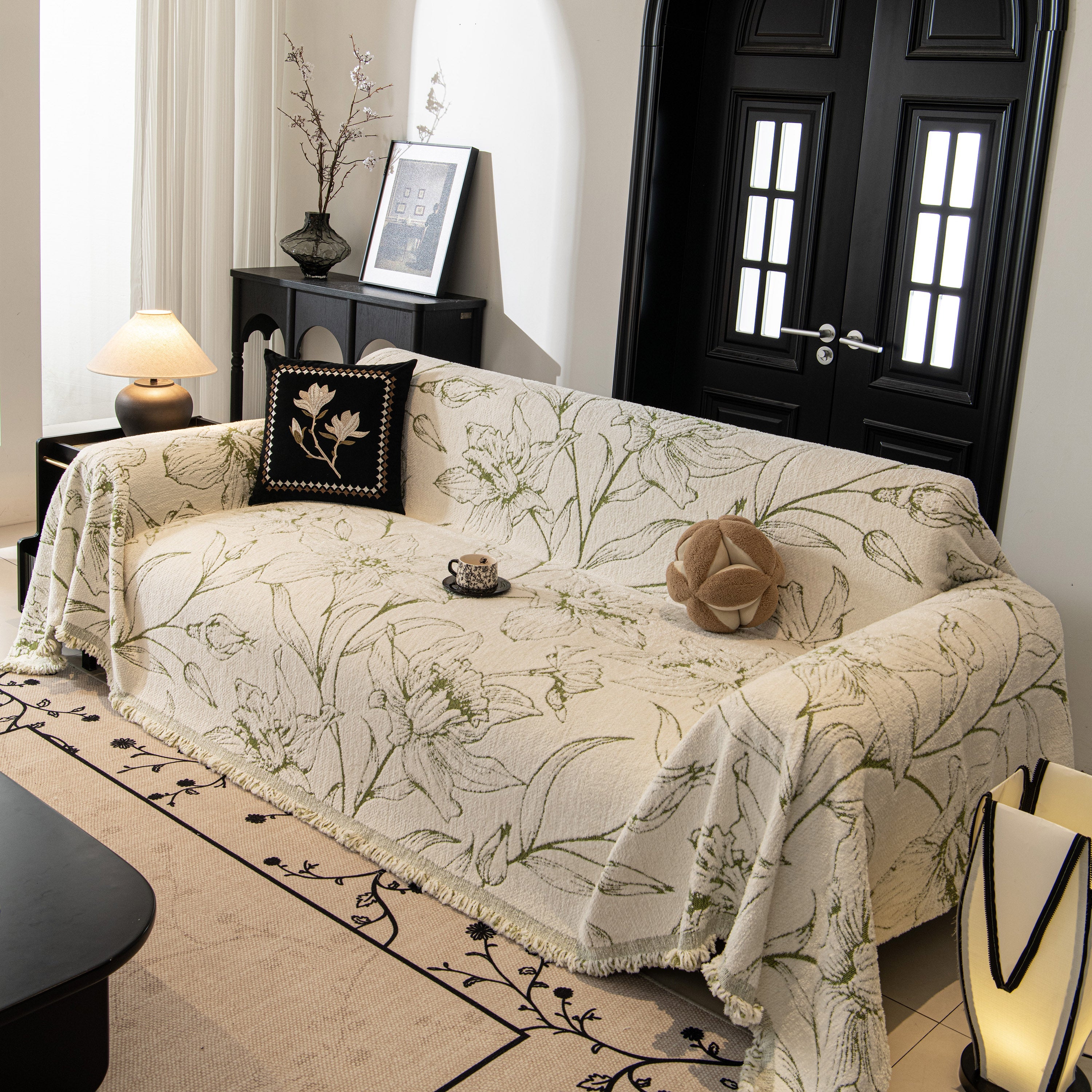 Large Floral Sofa Cover Throw Blanket, Plush Jacquard Non-Shedding Couch Cover for Pets