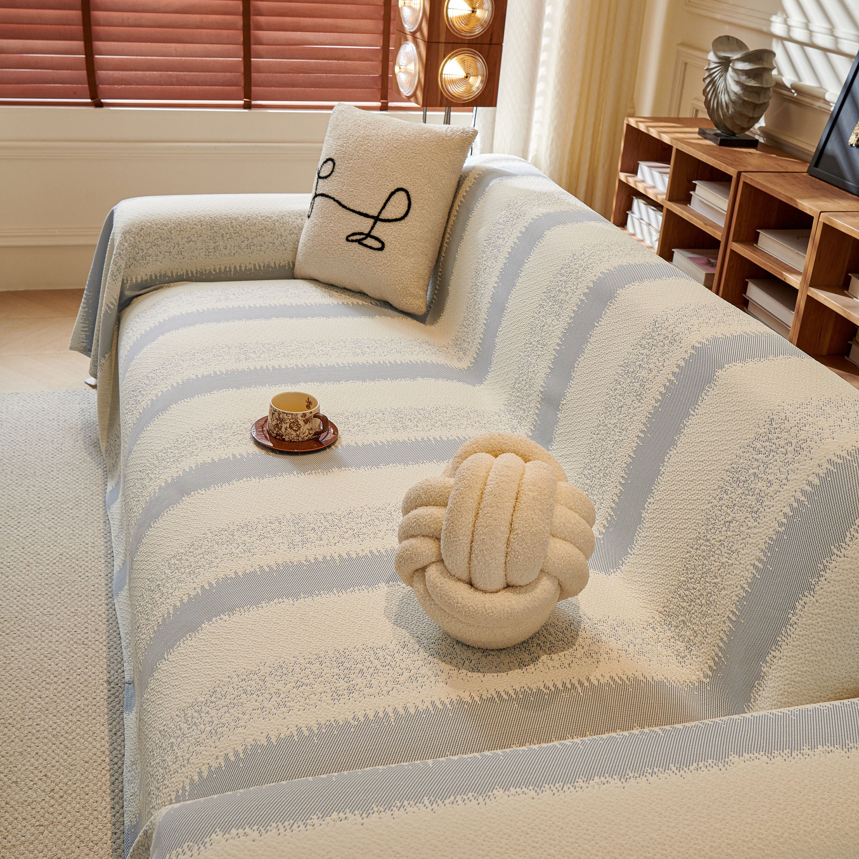 Modern Striped Sofa Throw Blanket, Lightweight Couch Cover for Summer Seating