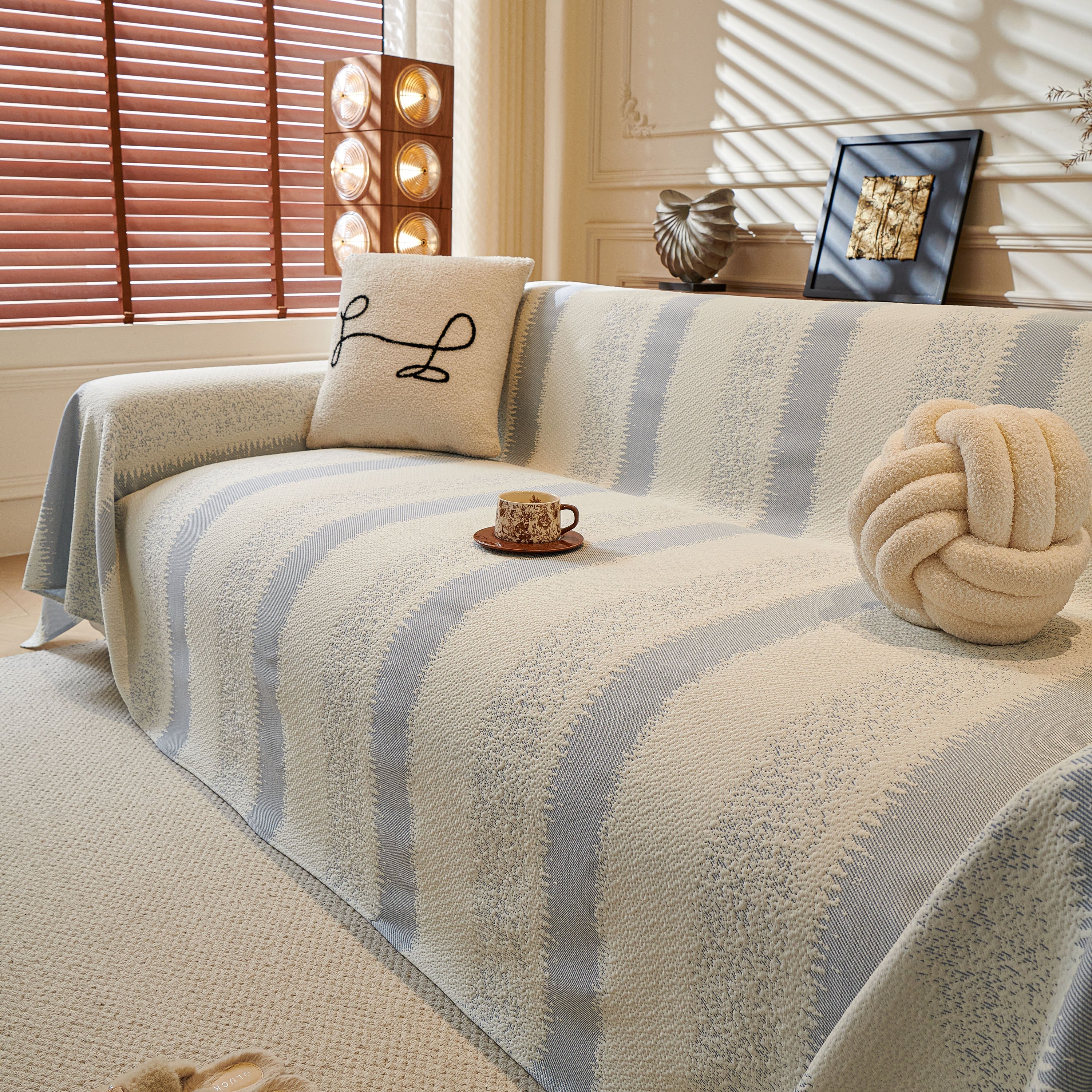 Modern Striped Sofa Throw Blanket, Lightweight Couch Cover for Summer Seating