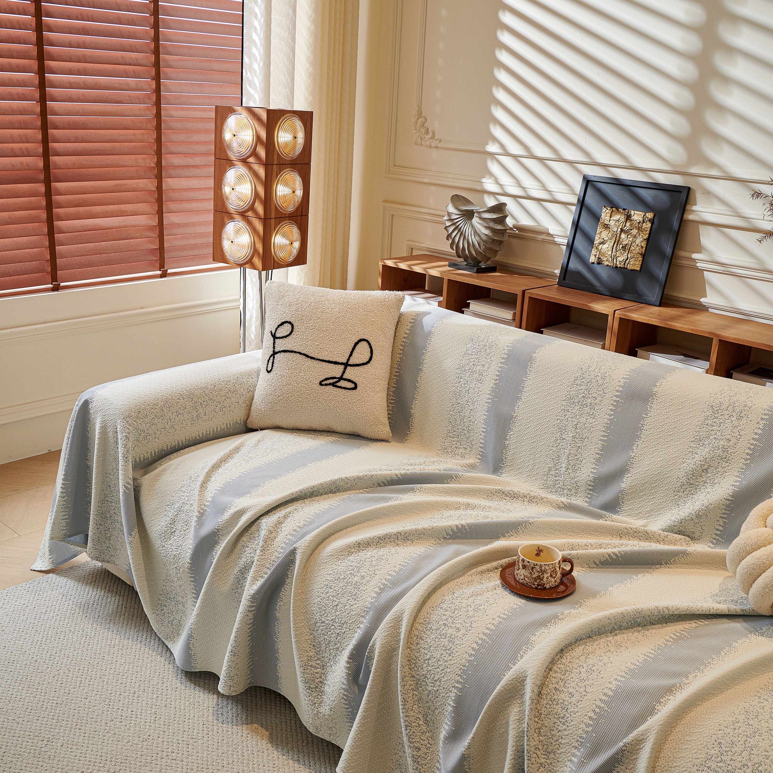 Modern Striped Sofa Throw Blanket, Lightweight Couch Cover for Summer Seating