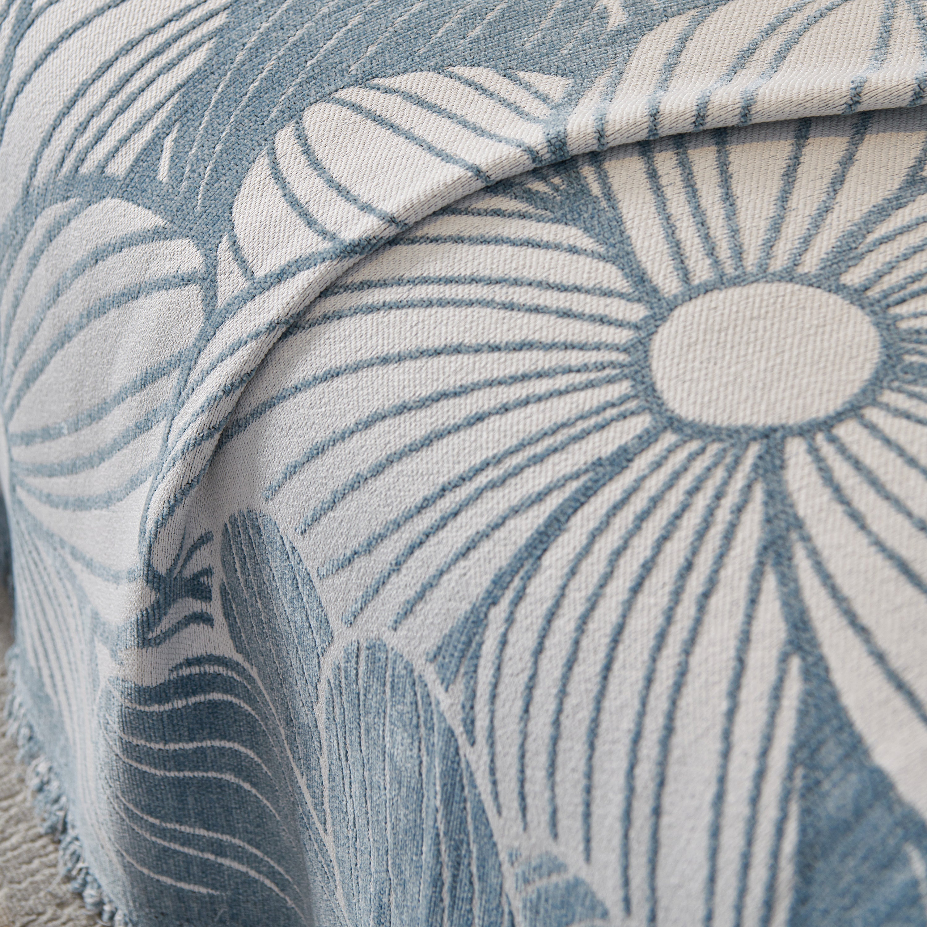 Chenille Jacquard Sofa Throw Cover with Tassels, All-Season Furniture Protector for Home and Office