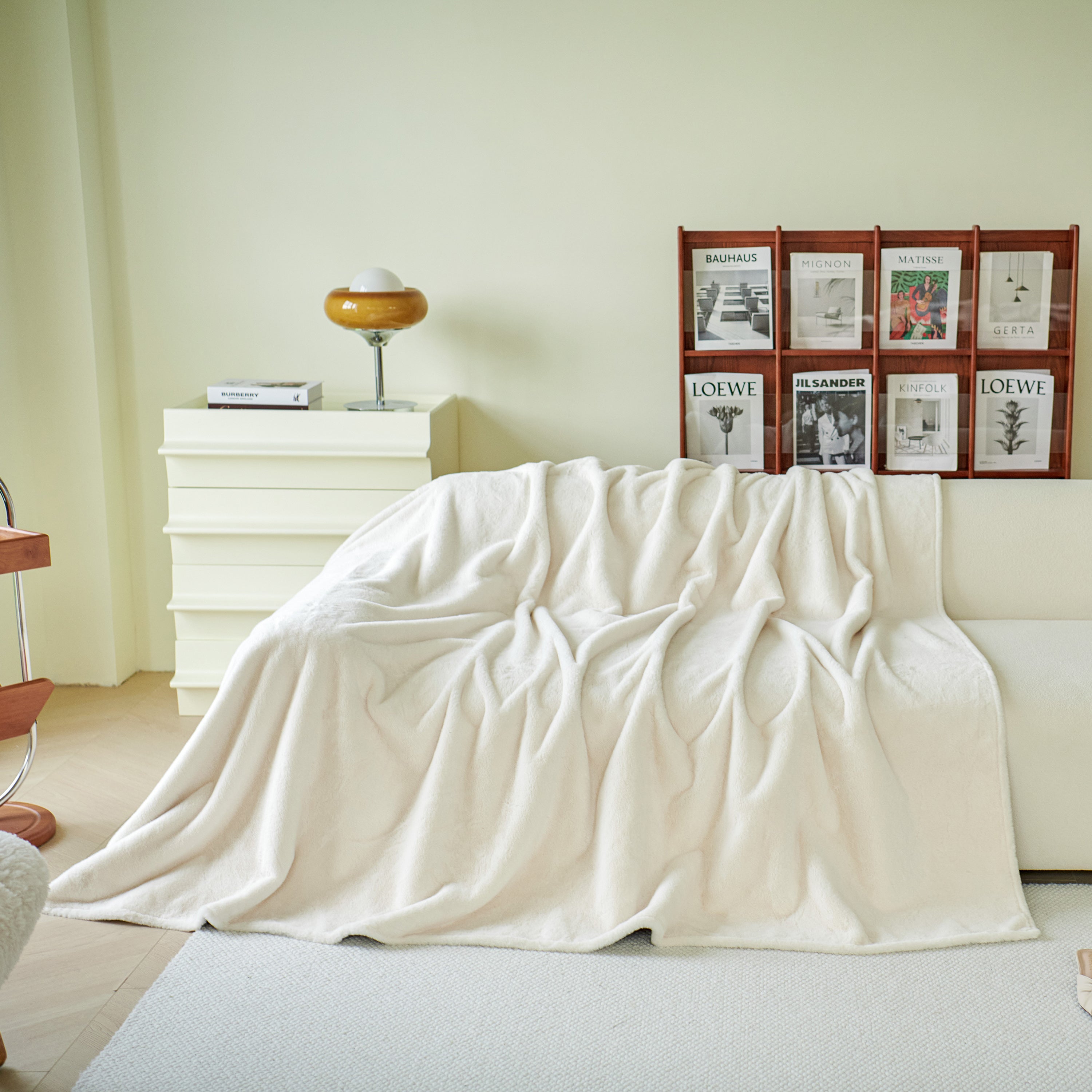 Faux Fur Smooth Plush Comfy Couch Covers, Soft Thicked Durable Blankets and Throws for Sofas