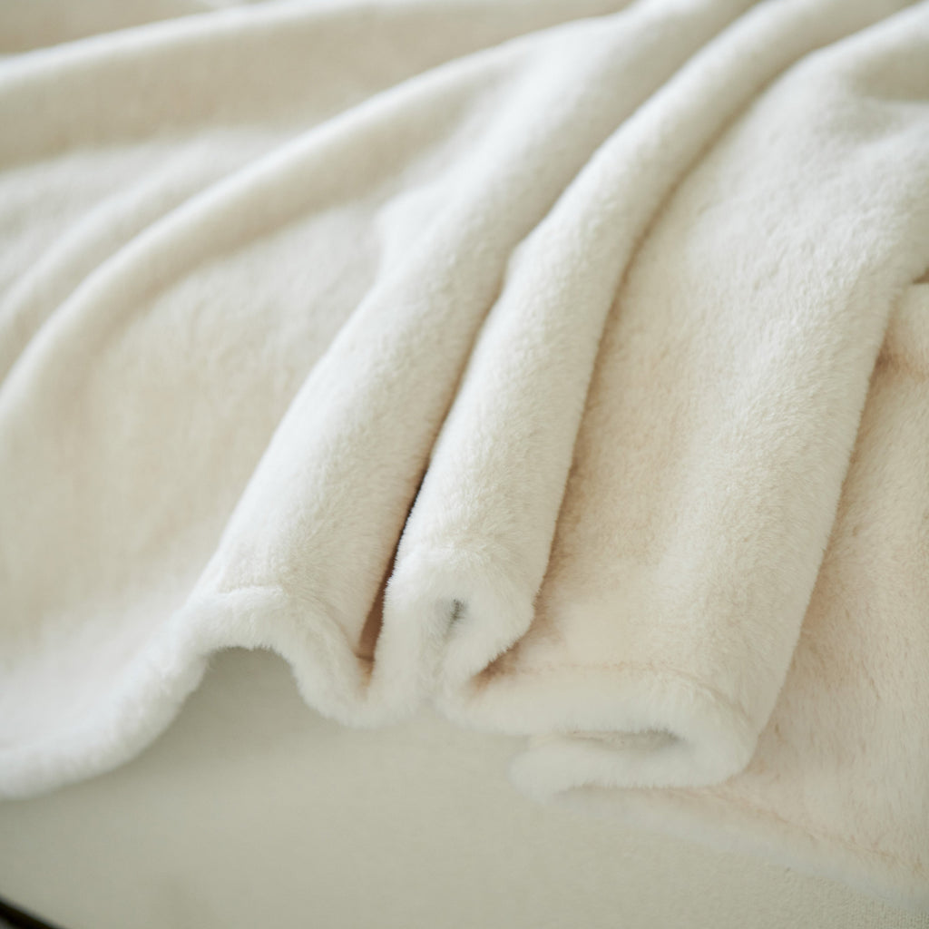 Faux Fur Smooth Plush Comfy Couch Covers, Soft Thicked Durable Blankets and Throws for Sofas