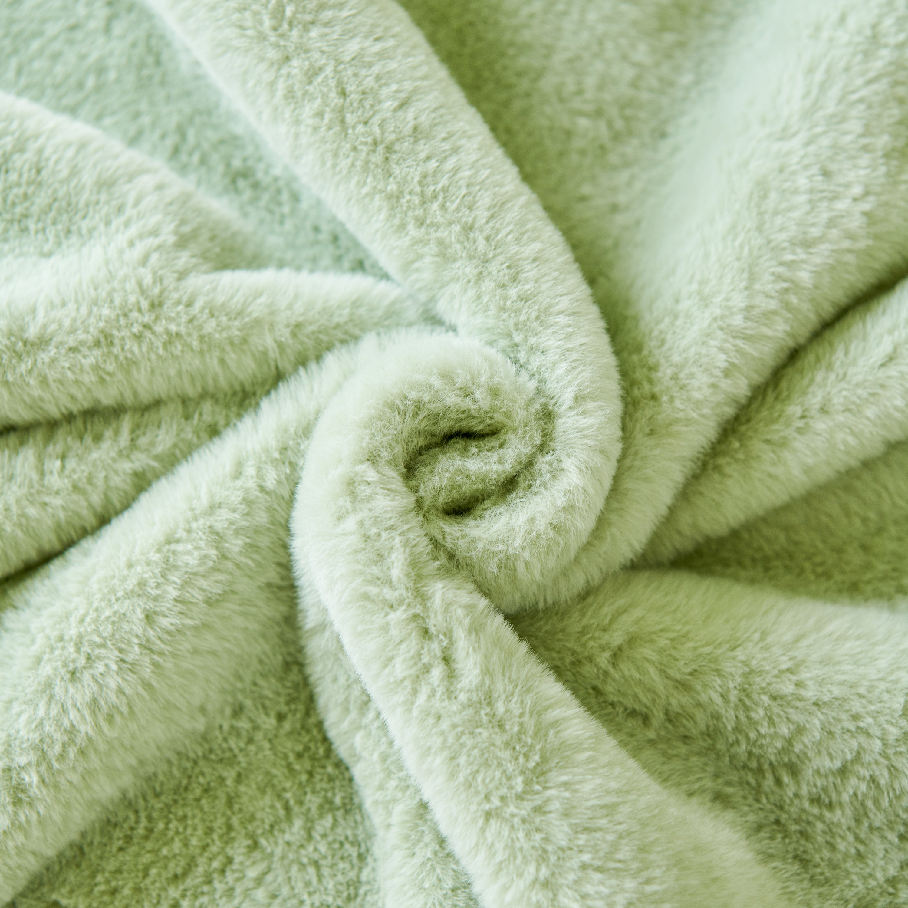 Faux Fur Smooth Plush Comfy Couch Covers, Soft Thicked Durable Blankets and Throws for Sofas