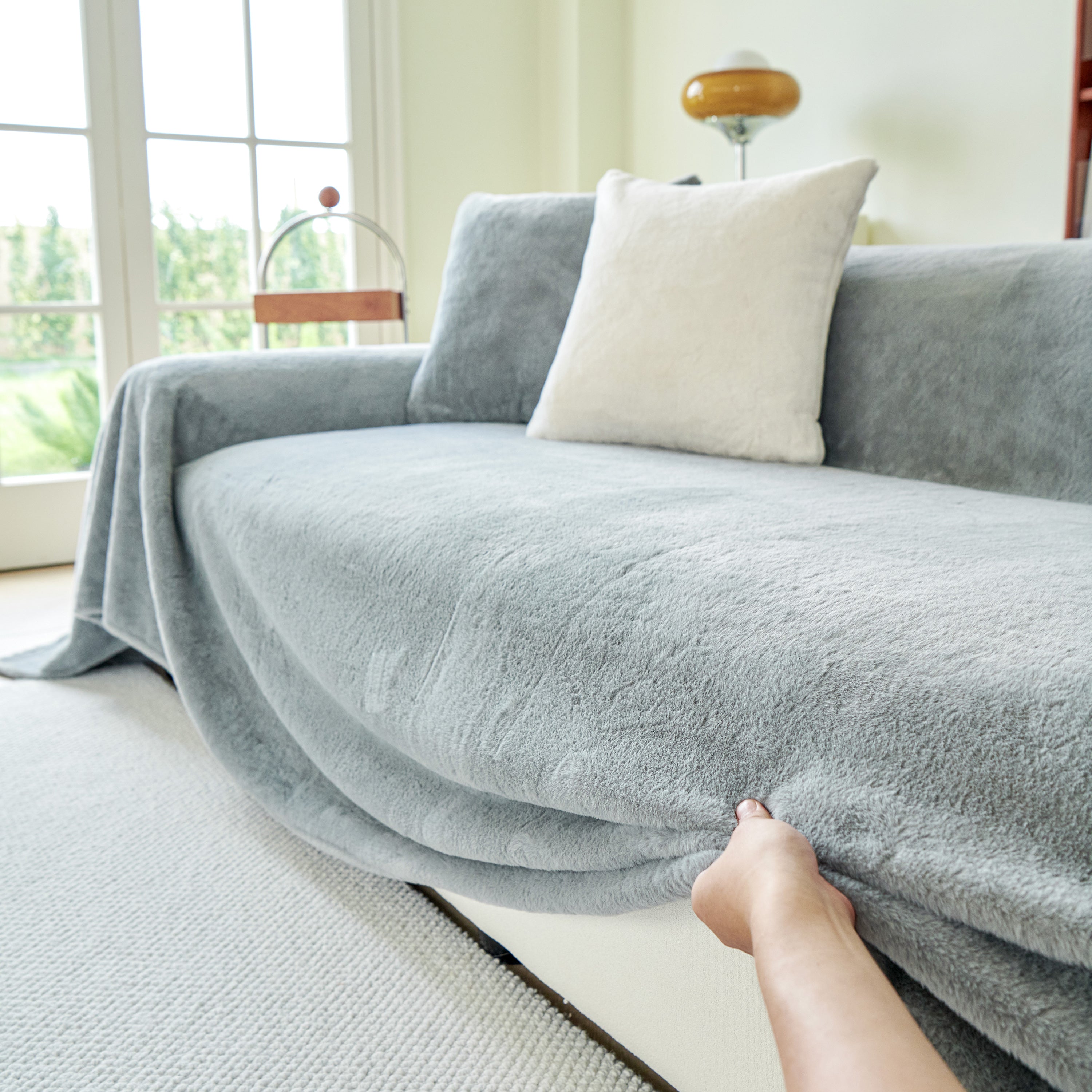 Faux Fur Smooth Plush Comfy Couch Covers, Soft Thicked Durable Blankets and Throws for Sofas