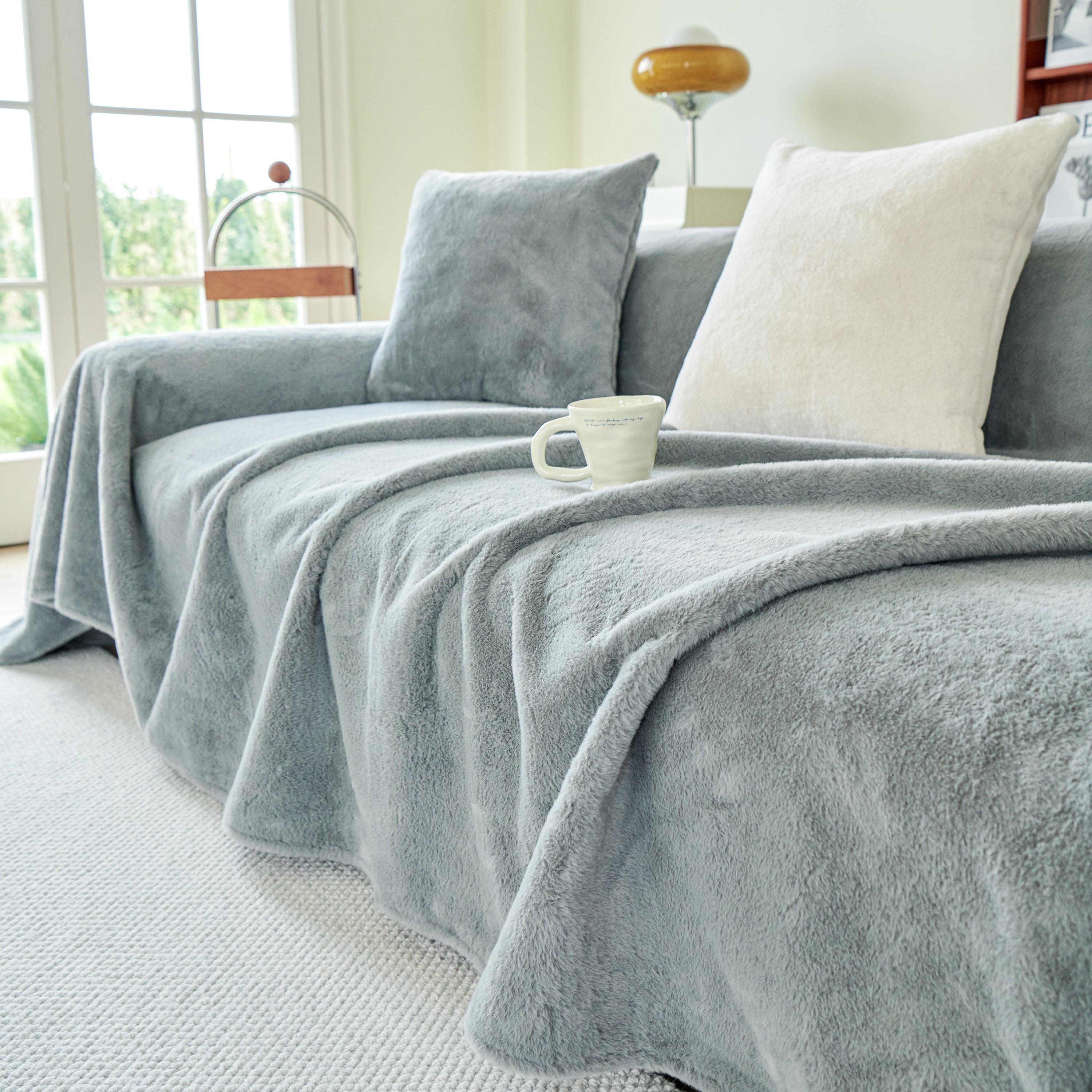 Faux Fur Smooth Plush Comfy Couch Covers, Soft Thicked Durable Blankets and Throws for Sofas