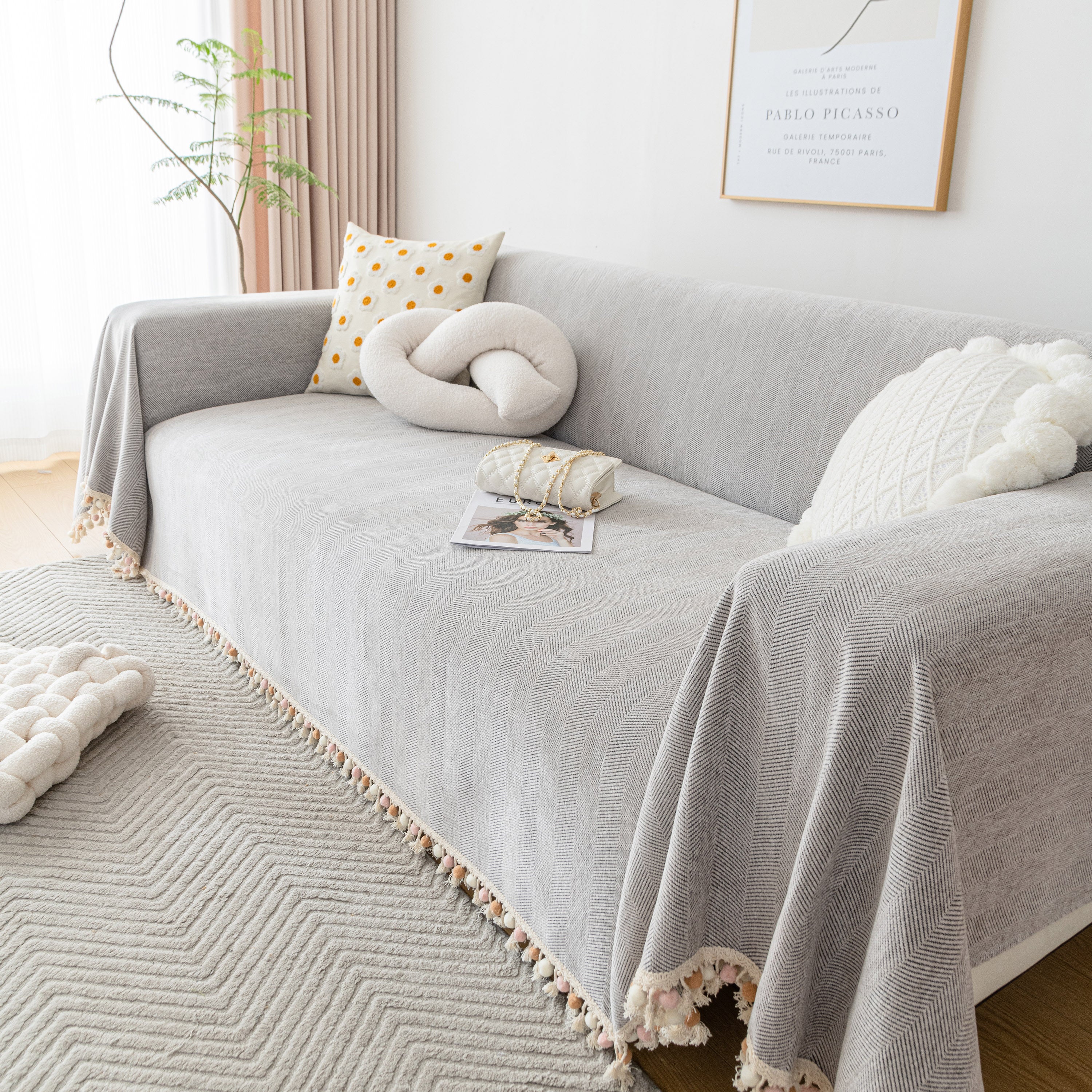 Boho Herringbone Sofa Throw Blanket with Pom Pom Tassels Stylish Furniture Slipcover