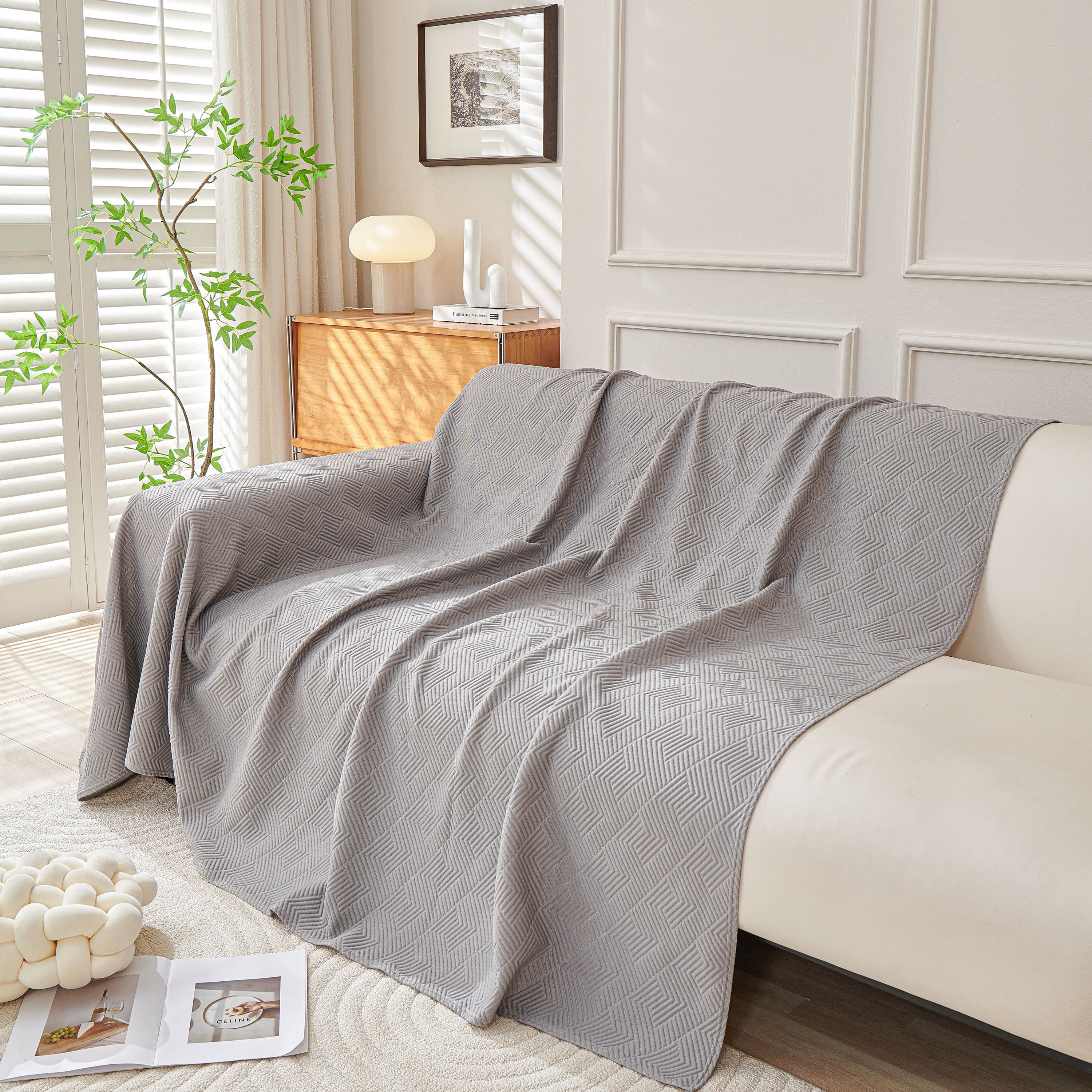 Cooling Scratch Proof Large Sofa Throw Cover, Geometric Texture Couch Protector