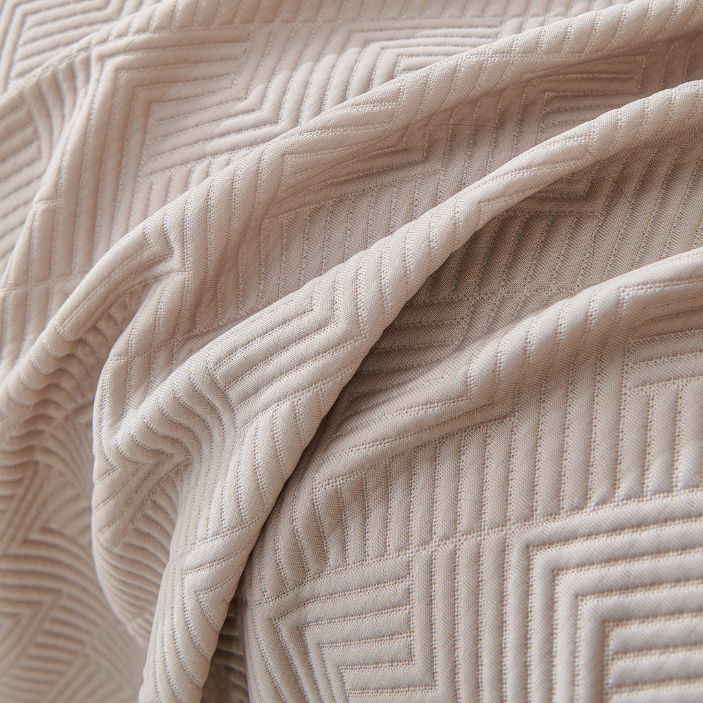 Cooling Scratch Proof Large Sofa Throw Cover, Geometric Texture Couch Protector