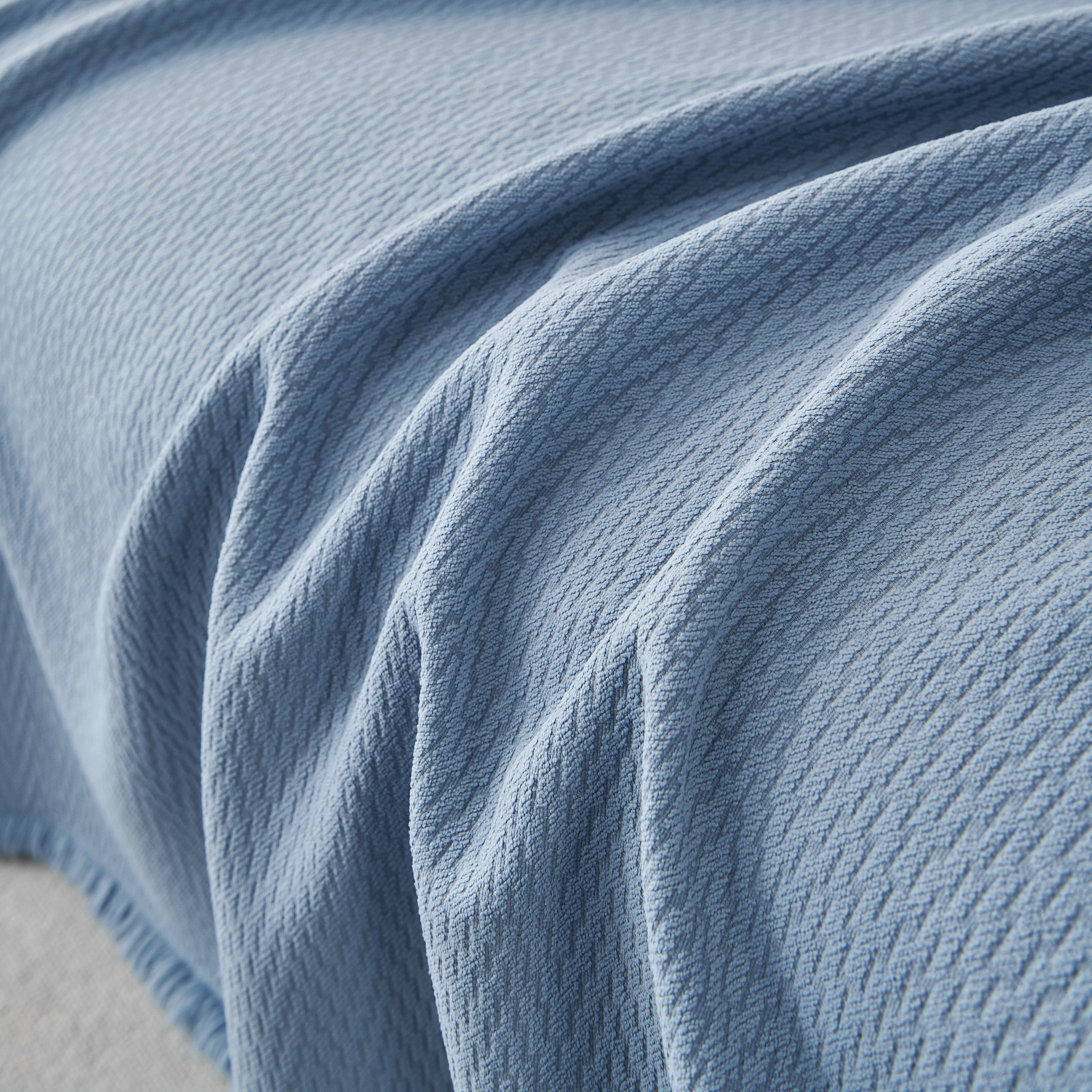 Waterproof Scratch Proof Herringbone Large Throw Blanket for Couch, Chenille Couch Cushion Covers for Pets