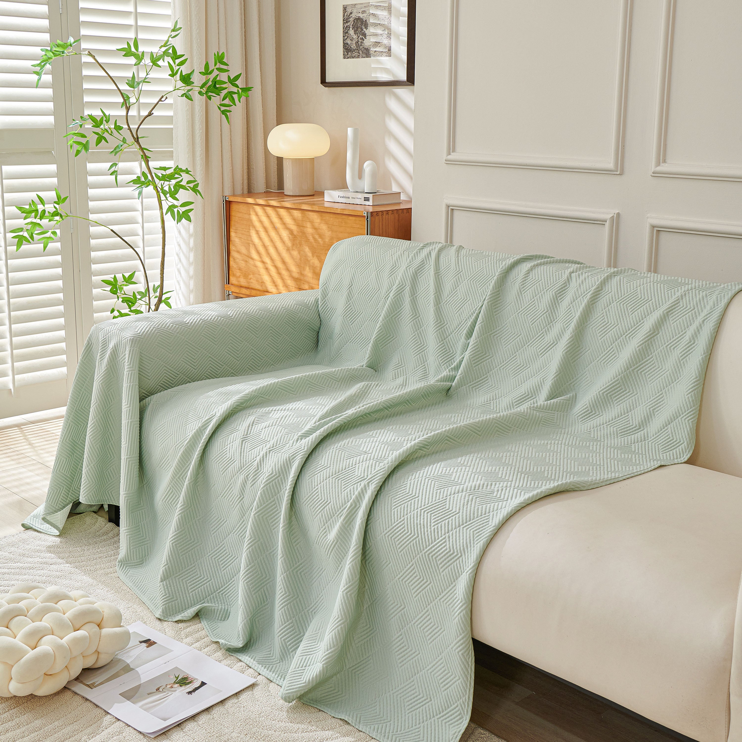 Cooling Scratch Proof Large Sofa Throw Cover, Geometric Texture Couch Protector