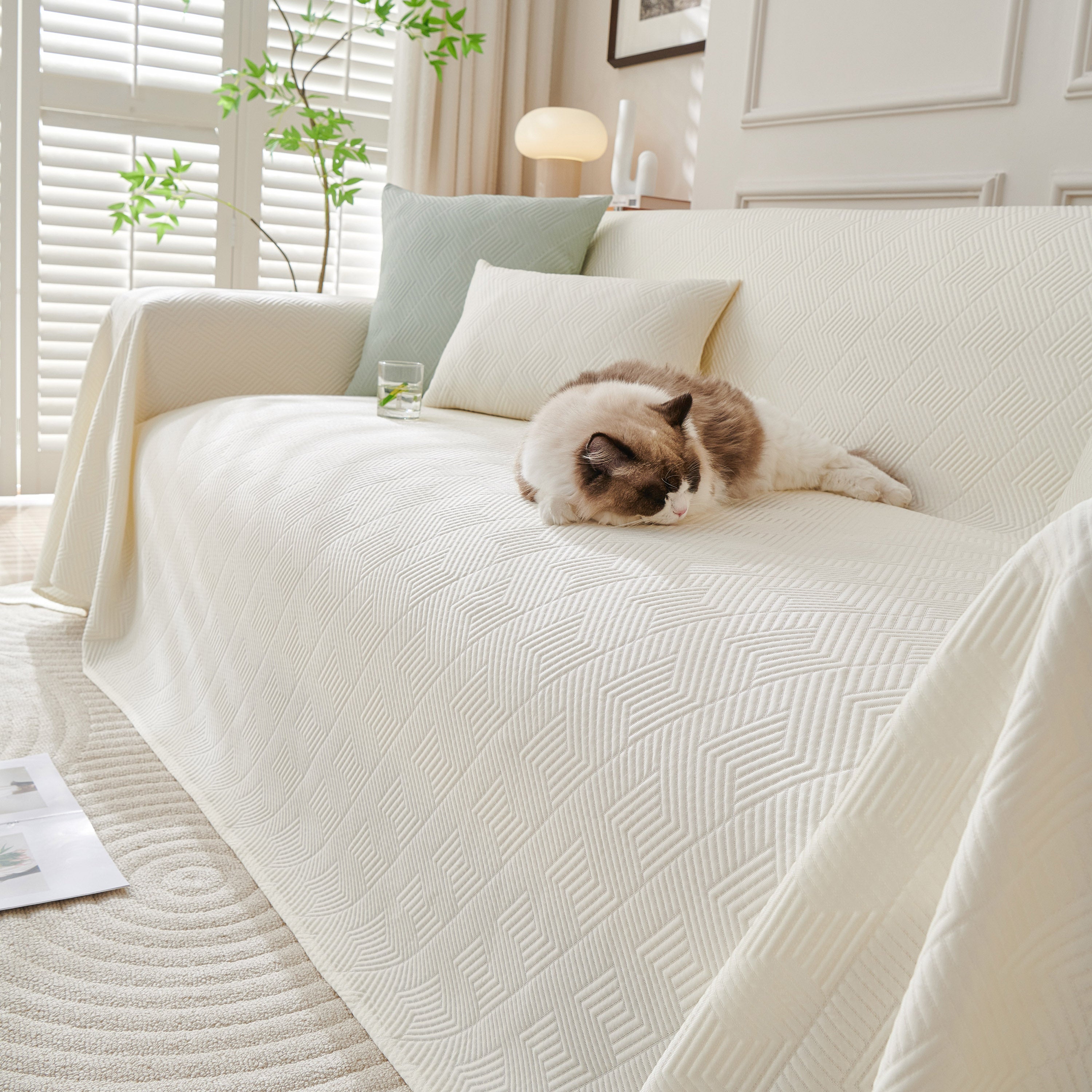 Cooling Scratch Proof Large Sofa Throw Cover, Geometric Texture Couch Protector