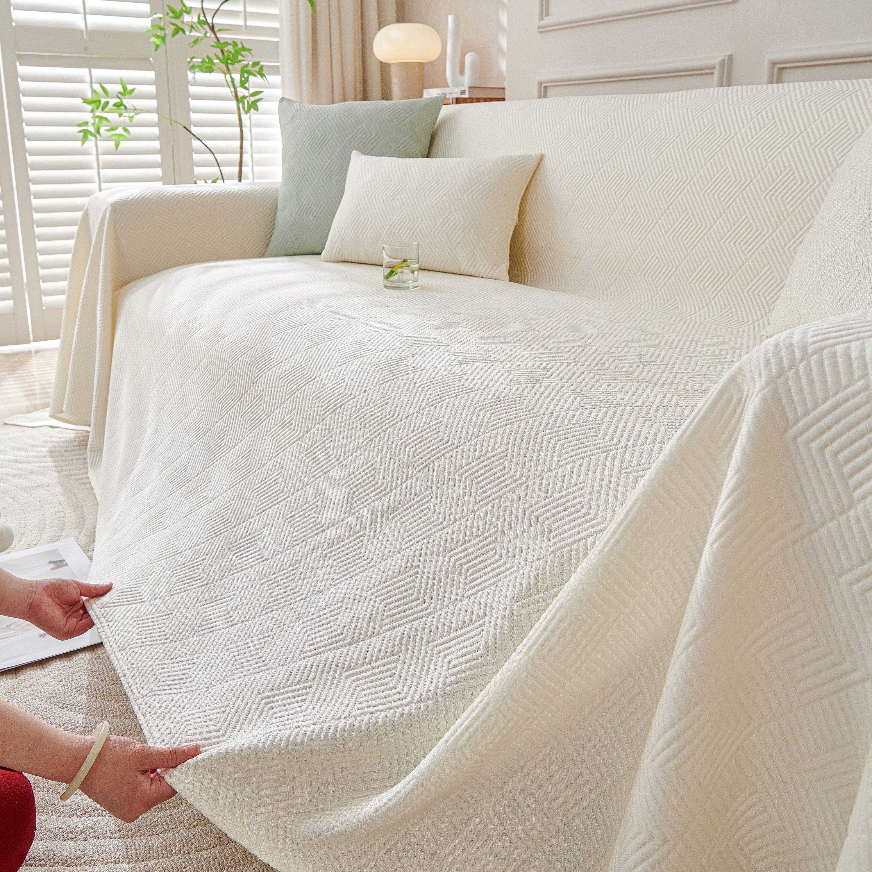 Cooling Scratch Proof Large Sofa Throw Cover, Geometric Texture Couch Protector