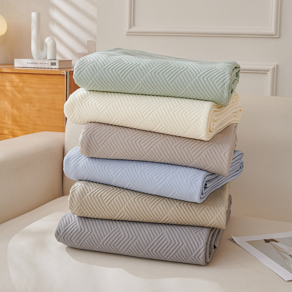 Cooling Scratch Proof Large Sofa Throw Cover, Geometric Texture Couch Protector