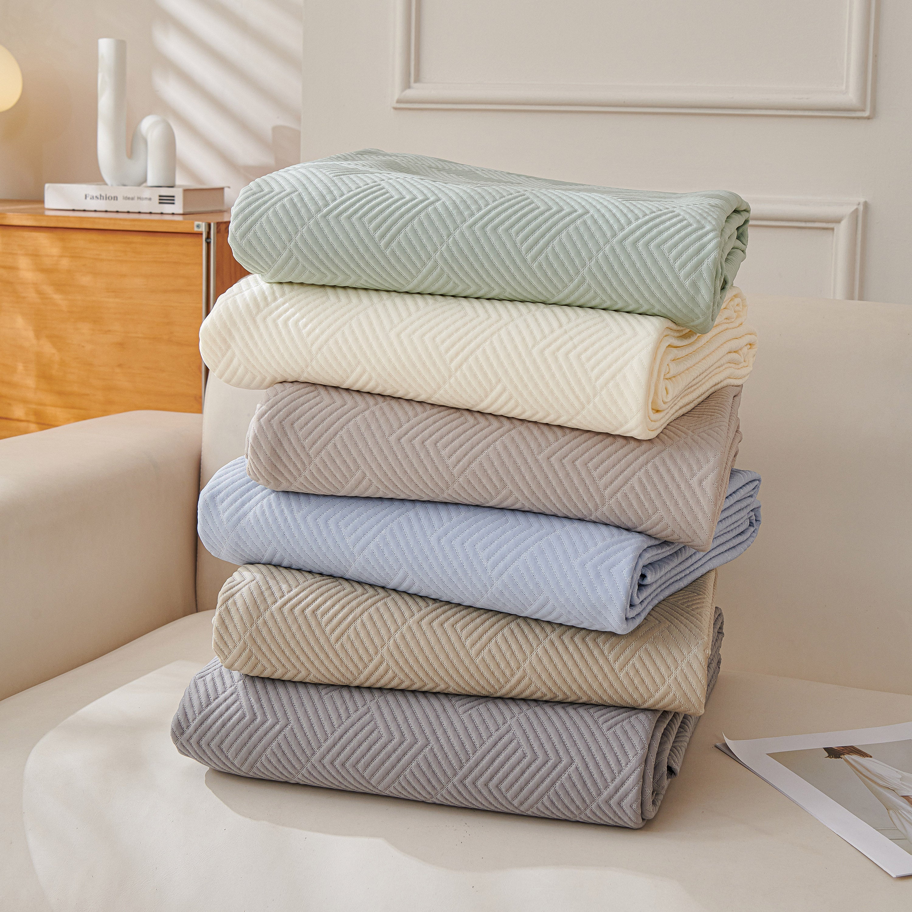 Cooling Scratch Proof Large Sofa Throw Cover, Geometric Texture Couch Protector