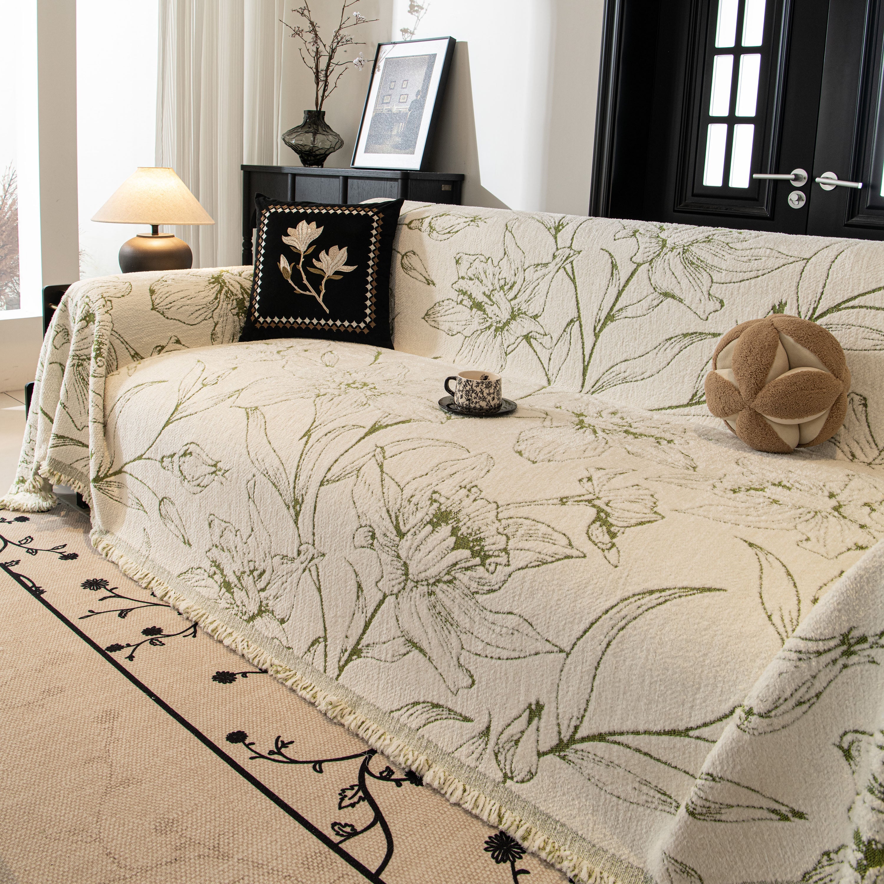 Large Floral Sofa Cover Throw Blanket, Plush Jacquard Non-Shedding Couch Cover for Pets