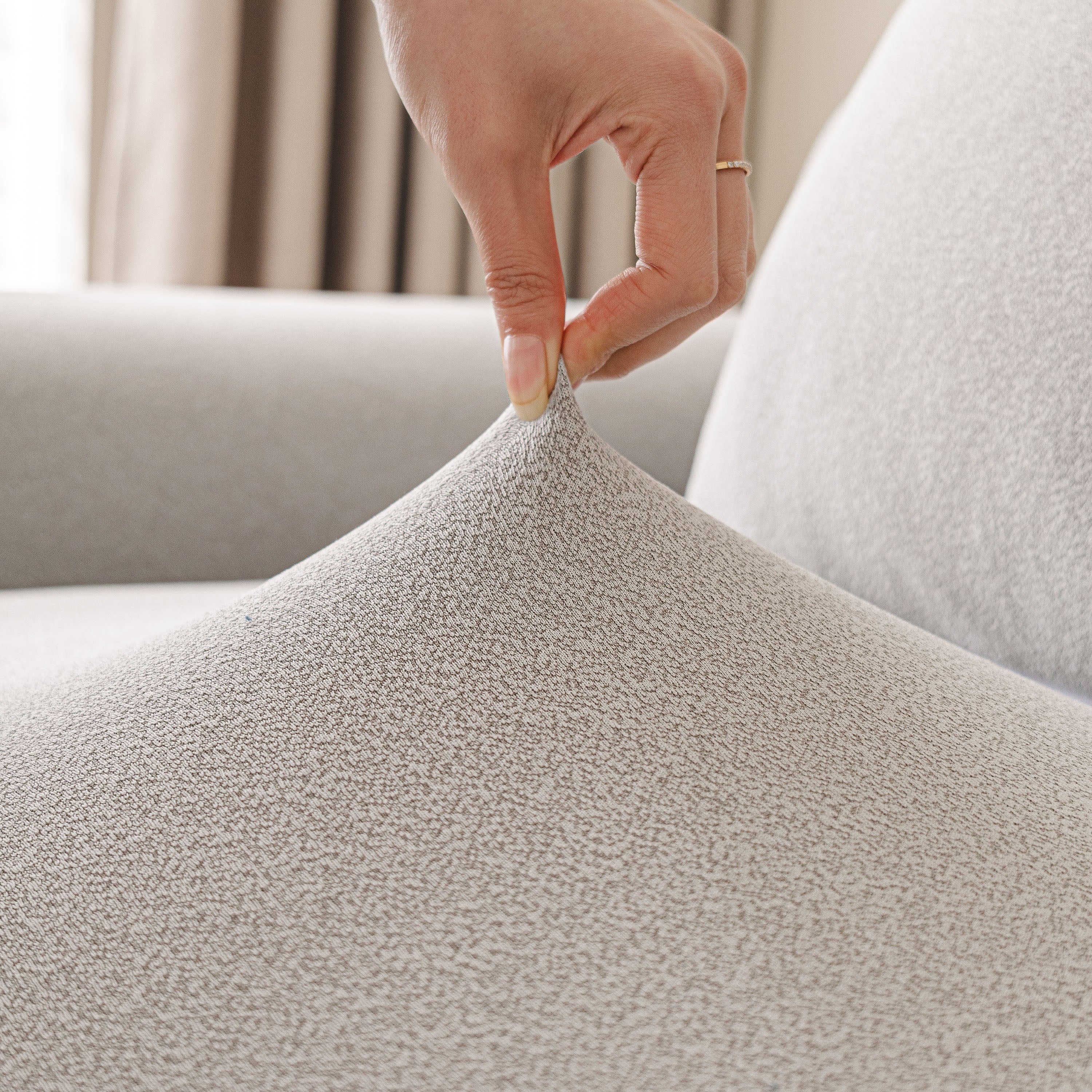 Water Resistant Couch Slipcover, Stretch Furniture Protector for Dogs Cats, Washable