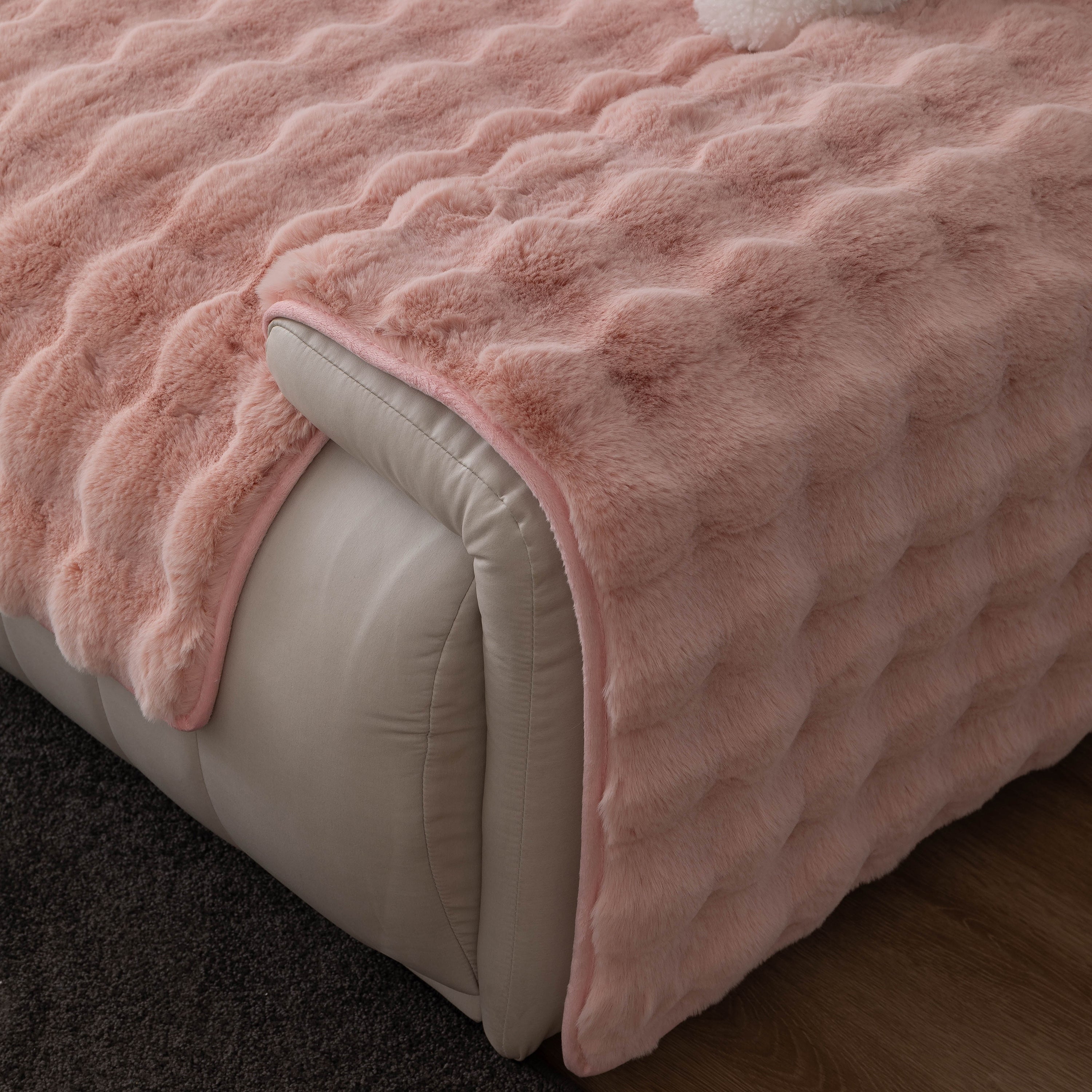 Thick Sofa Cushion Solid Color Faux Fur Fluffy Sofa Cushion Non-Slip Couch Covers
