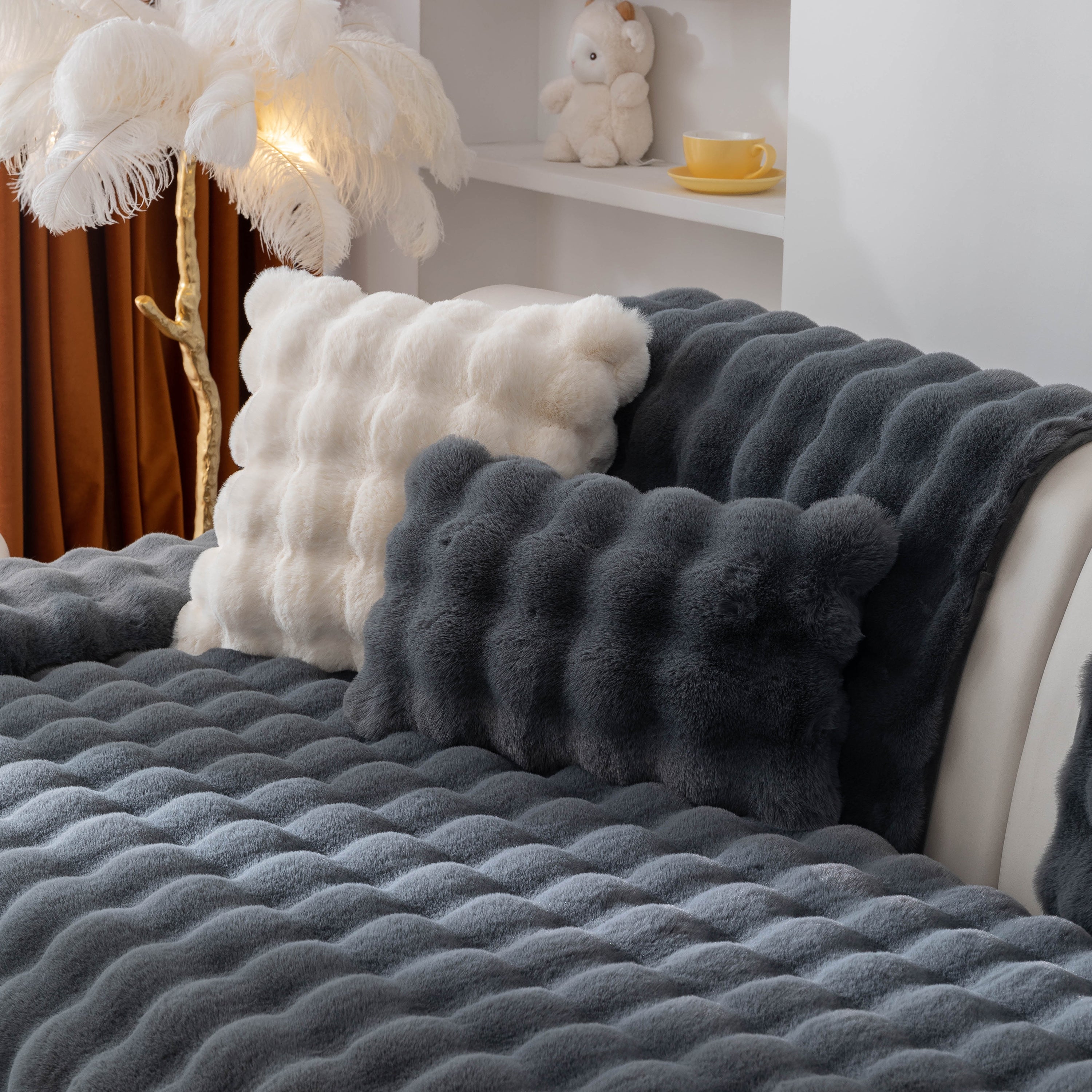 Thick Sofa Cushion Solid Color Faux Fur Fluffy Sofa Cushion Non-Slip Couch Covers