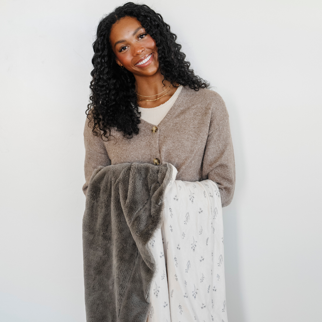 MINKY/LUSH THROW BLANKETS