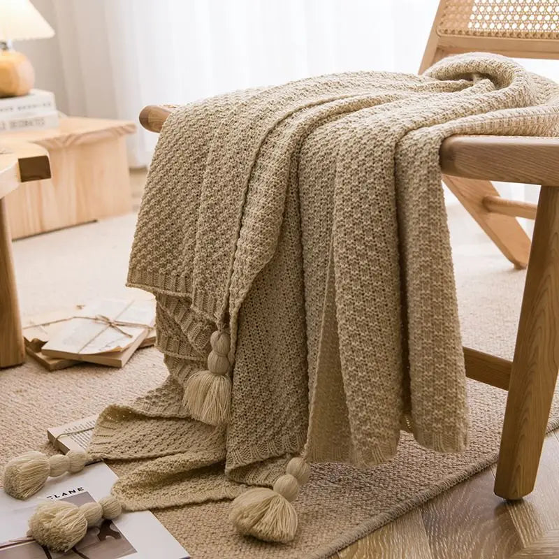 Cotton Throw Bed Blanket Waffle Weave Cable Knit Blanket with Tassels Soft Lightweight Washed Breathable Blanket for All-Season