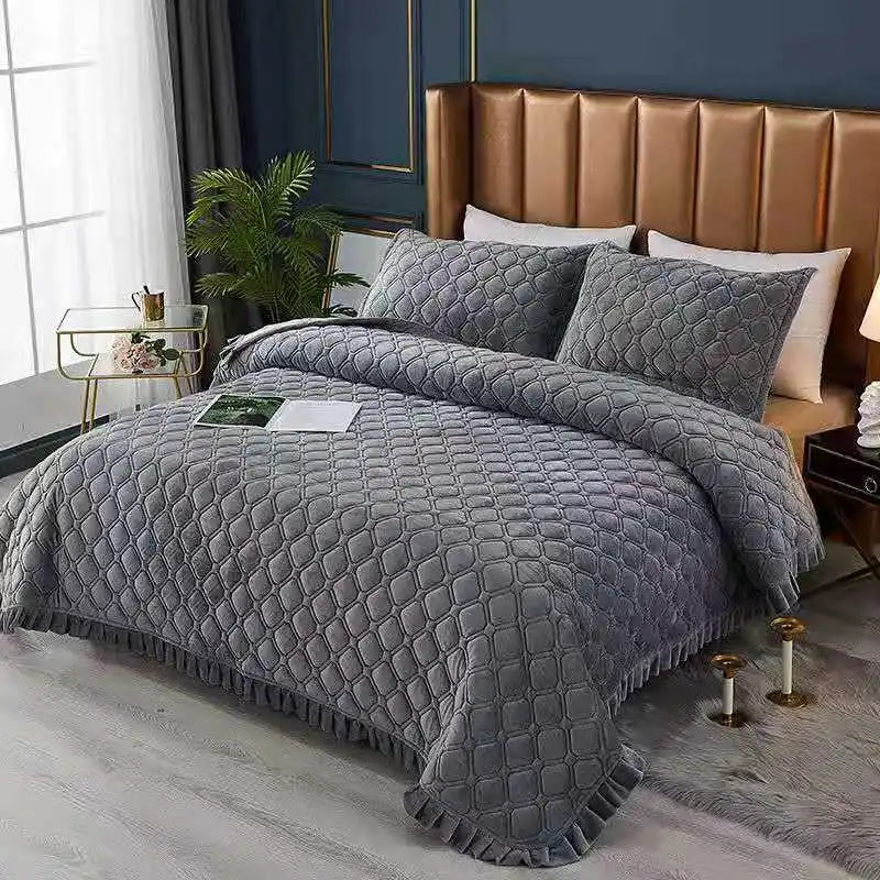 Thickened Home Textiles Bedspread Solid Crystal Velvet Bed Cover Cotton-Padded Quilted Non Slip Sheet Blanket Queen Bedding 이불
