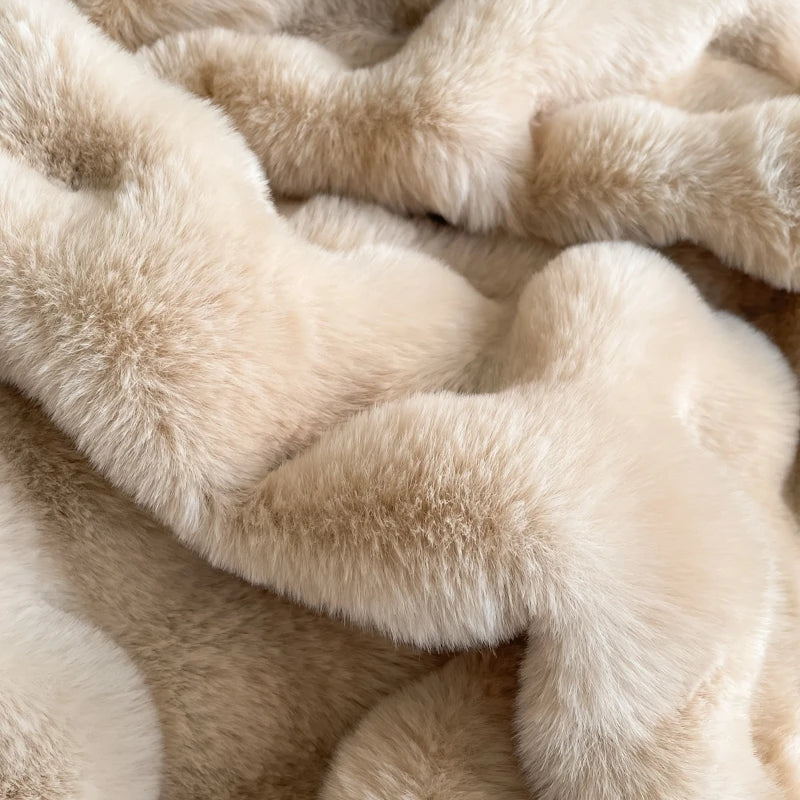 Imitation Rabbit Fur Plush Blanket Winter Warmth Comfortable Blankets Bed Luxury Warm Sofa Cover Throw Blanket for Sofa