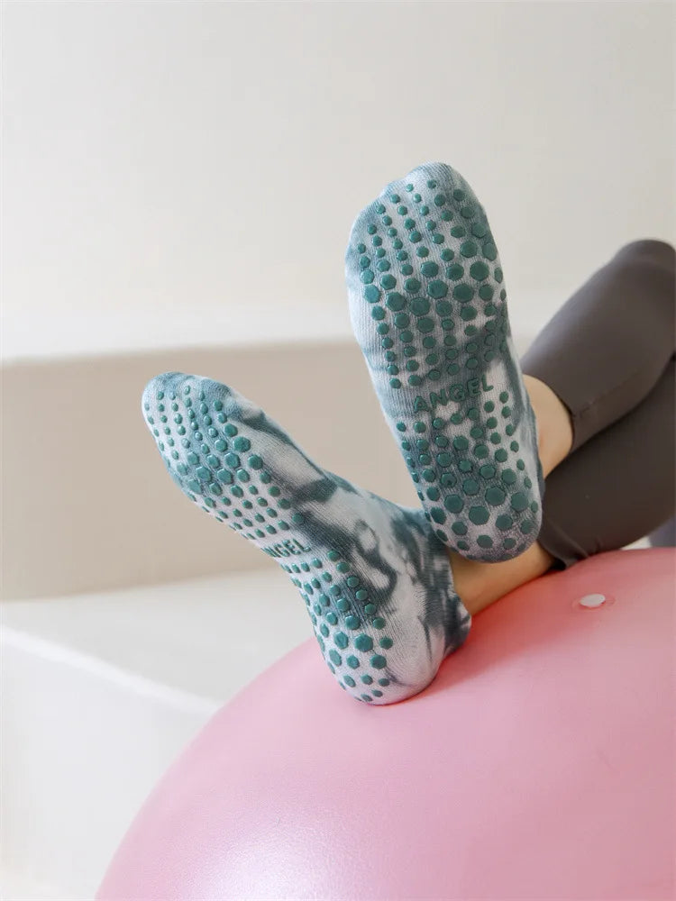 Women Yoga Socks Cotton Dot Silicone Non-slip Grip Pilates No-Show Socks Ankle Ladies Ballet Dance