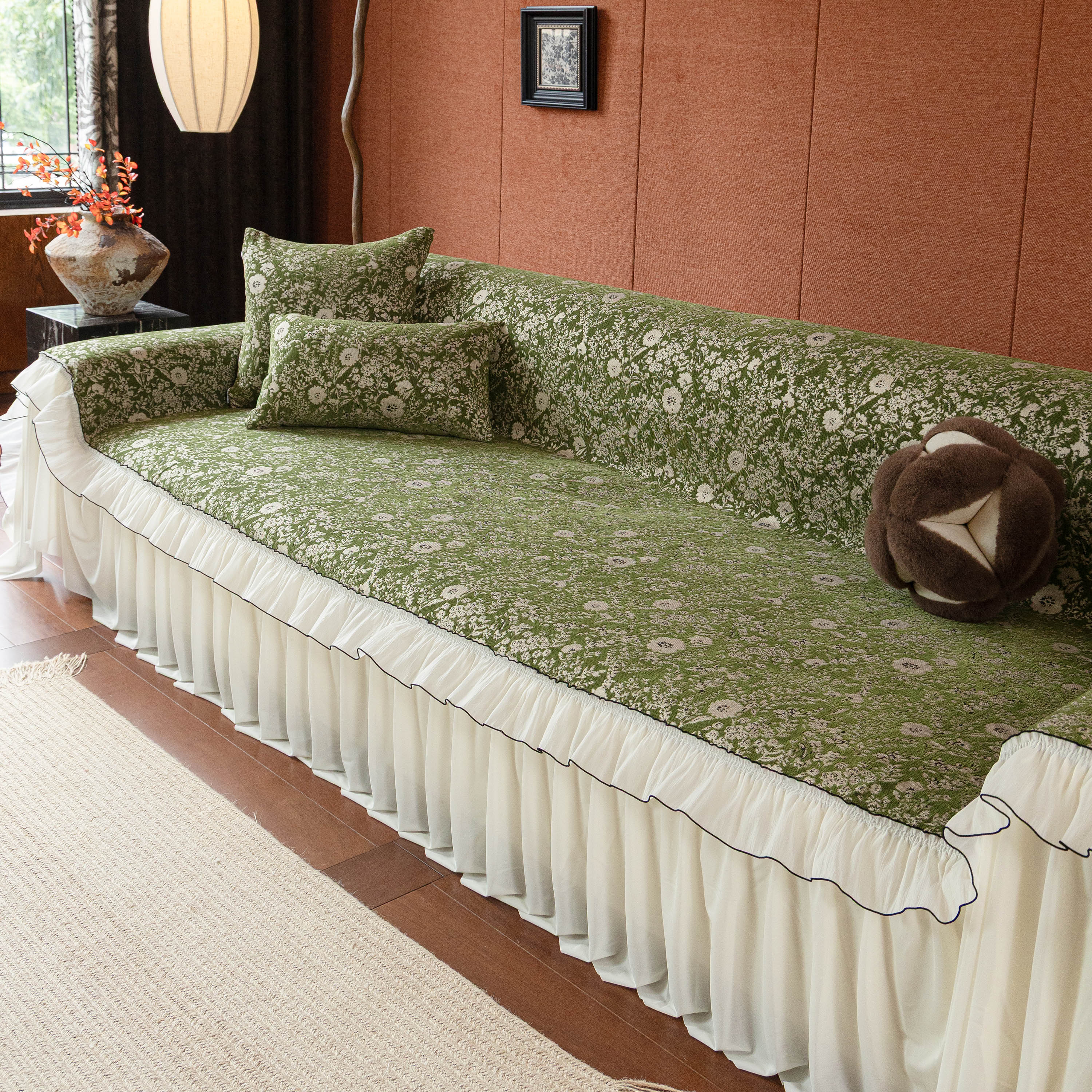 French Country Floral Sofa Cover with Chiffon Ruffle Skirt, Vintage Sofa Throw Cover