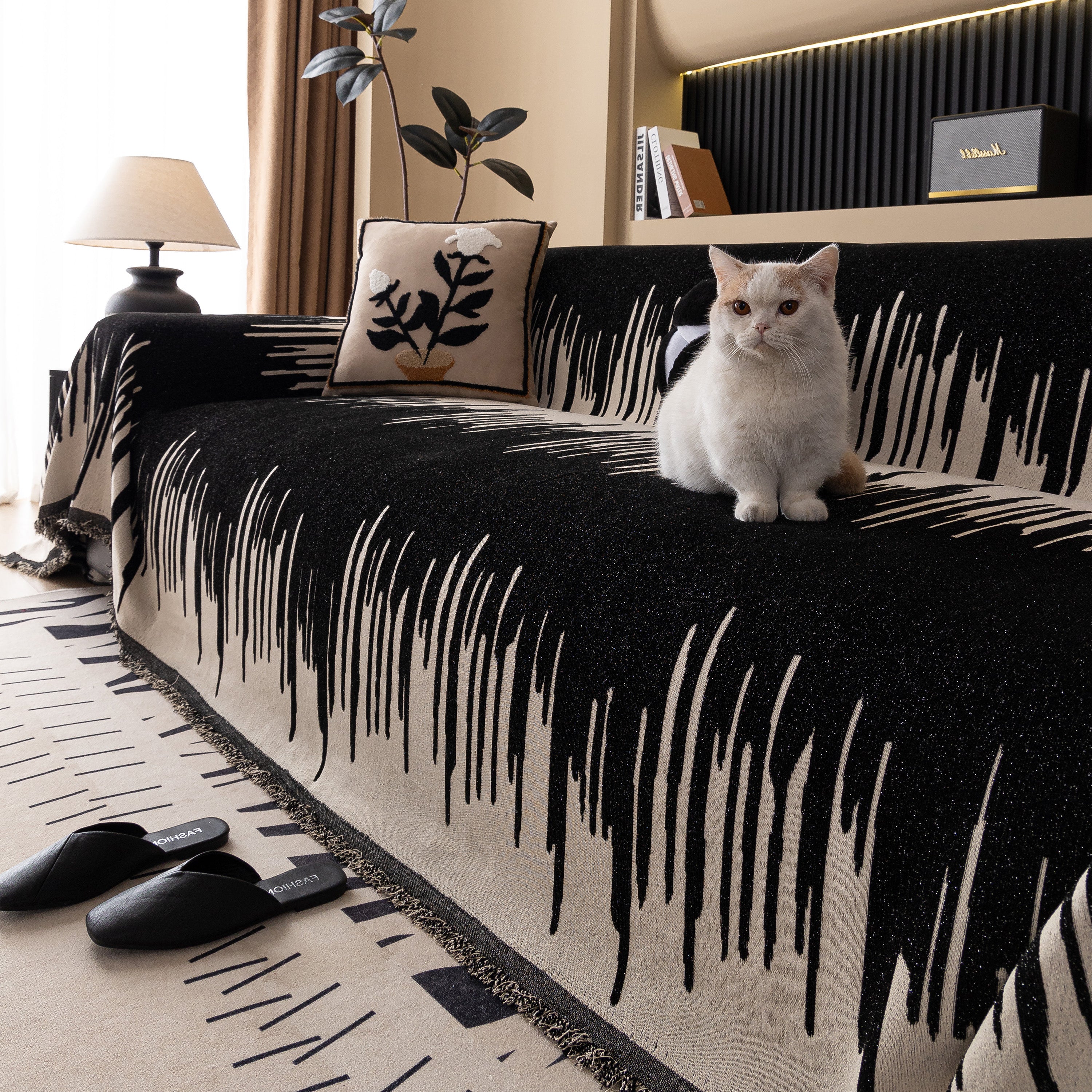 Luxury Throws for Sofas, Versatile Slipcovers & Sofa Covers for Couches and Chairs