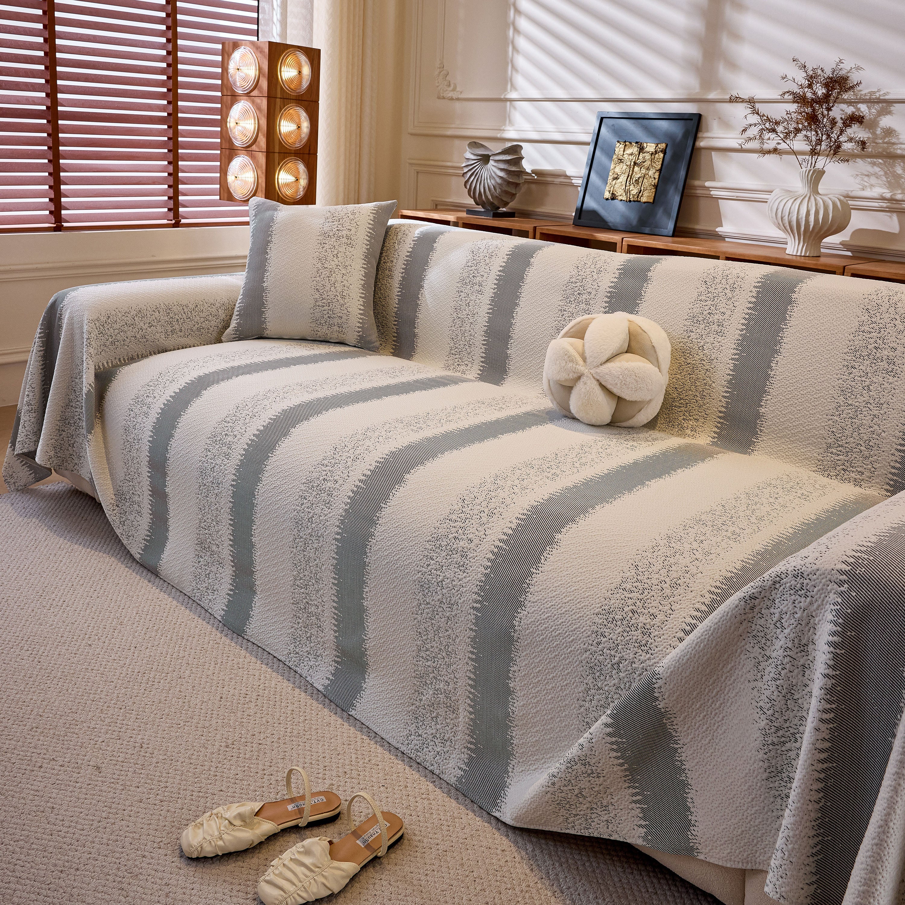 Modern Striped Sofa Throw Blanket, Lightweight Couch Cover for Summer Seating