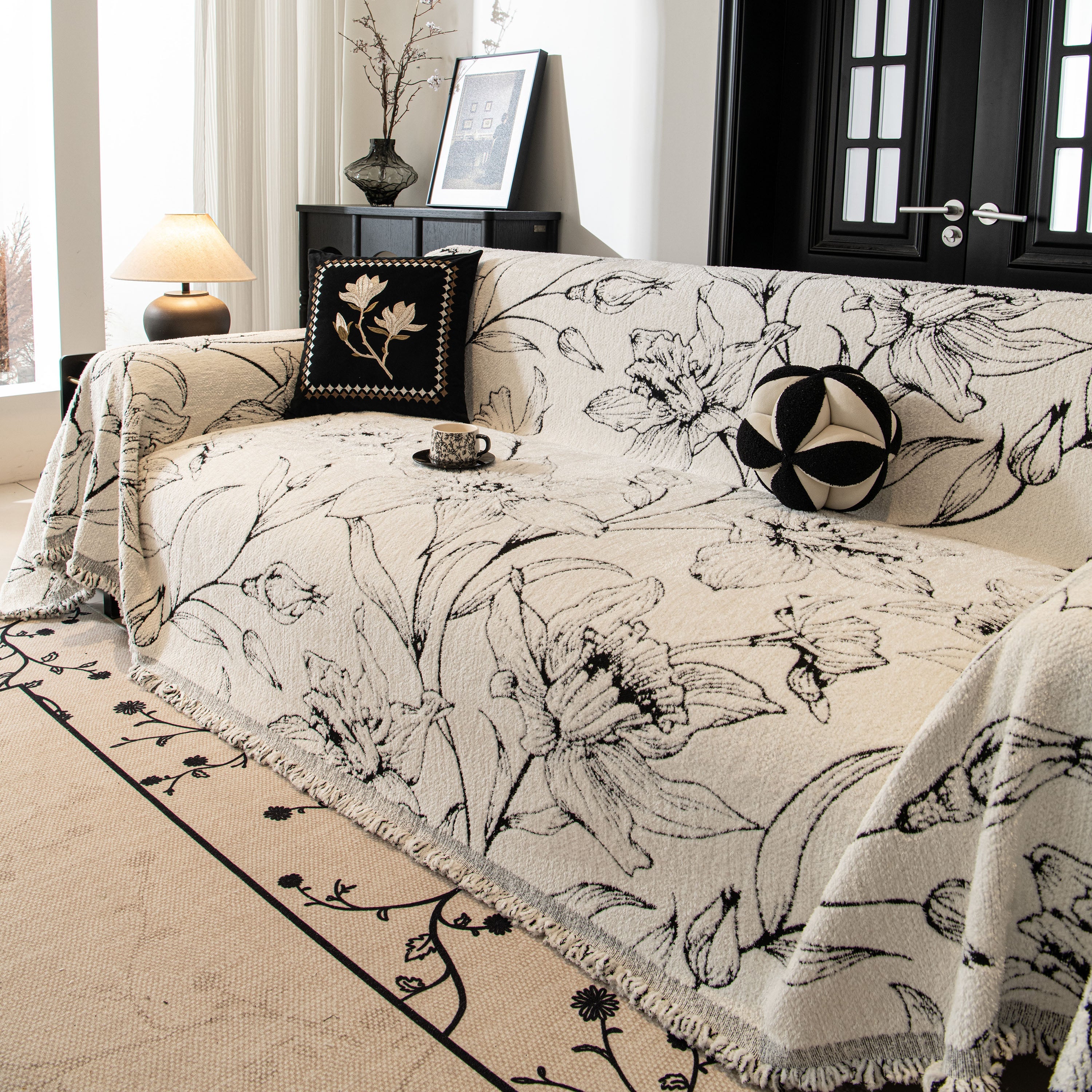 Large Floral Sofa Cover Throw Blanket, Plush Jacquard Non-Shedding Couch Cover for Pets