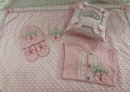 5pcs Baby Girl Outfits Set Welcome Home Hosptial Infant Receiving Blanket Pillow Bed Hat Mittens Romper Set