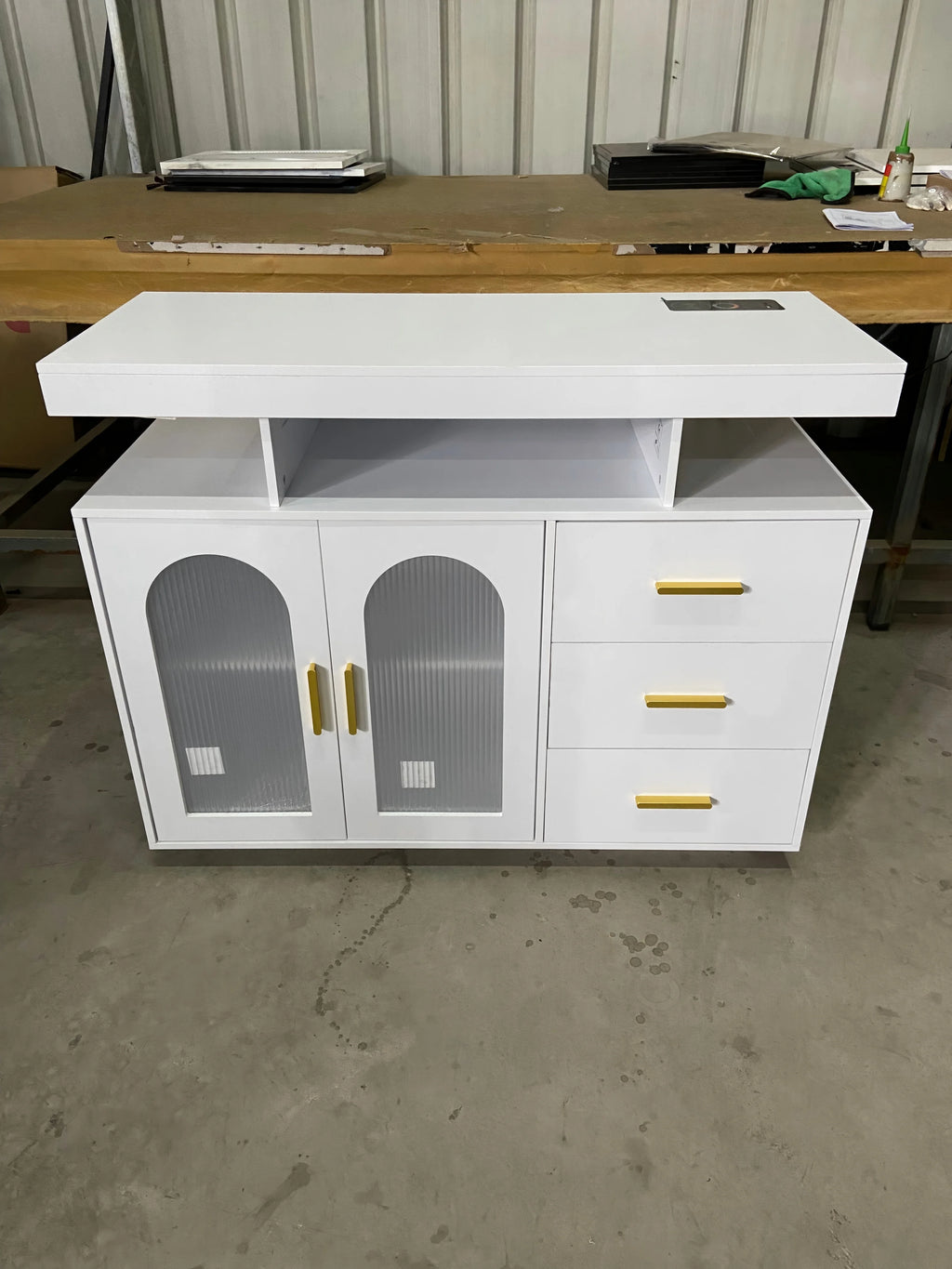 LED Buffet Cabinet 40”W with Wireless Charging Station,Auto Sensor RGB 20-Color Dimmable Sideboard