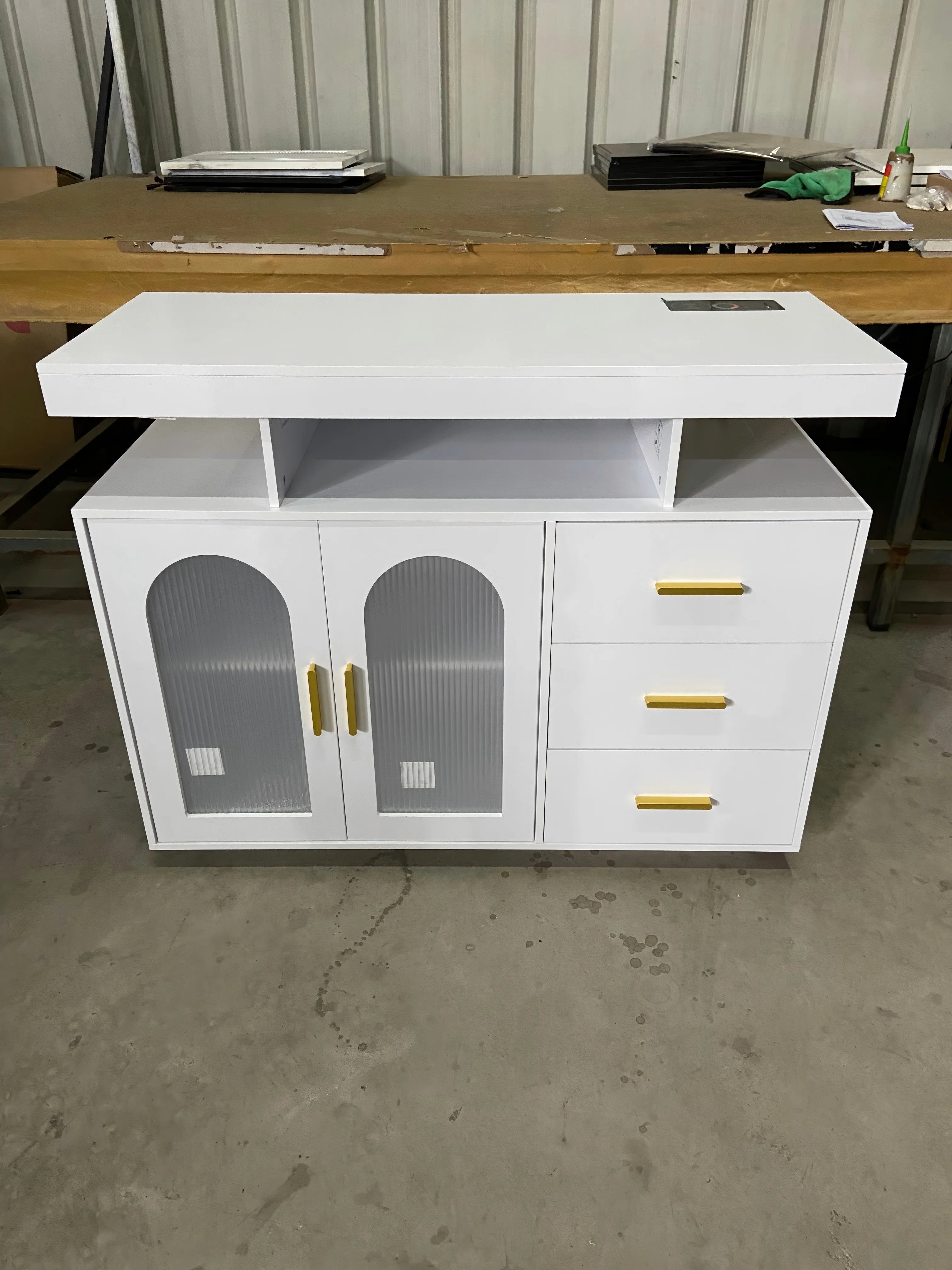 LED Buffet Cabinet 40”W with Wireless Charging Station,Auto Sensor RGB 20-Color Dimmable Sideboard