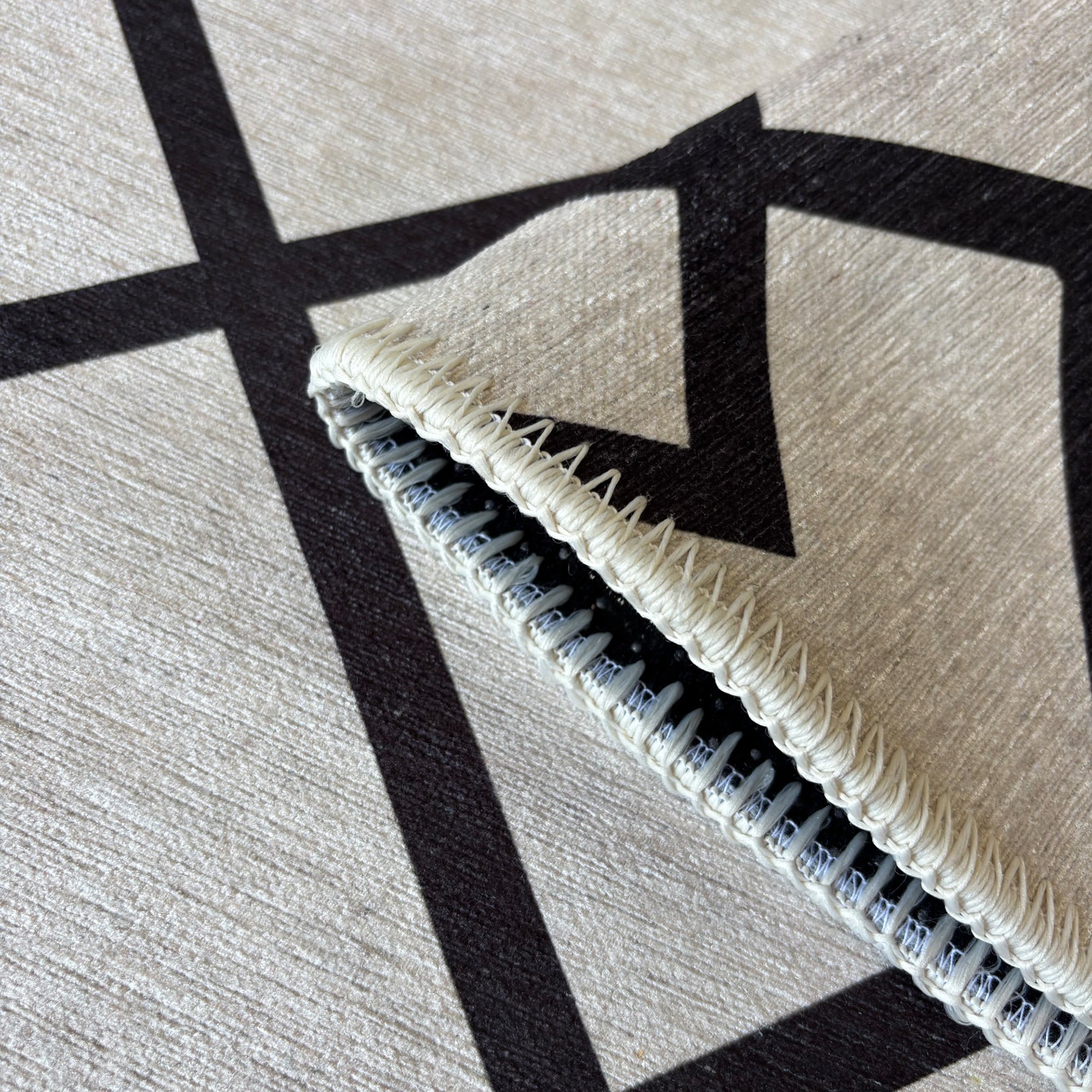 Rennes Area Rug